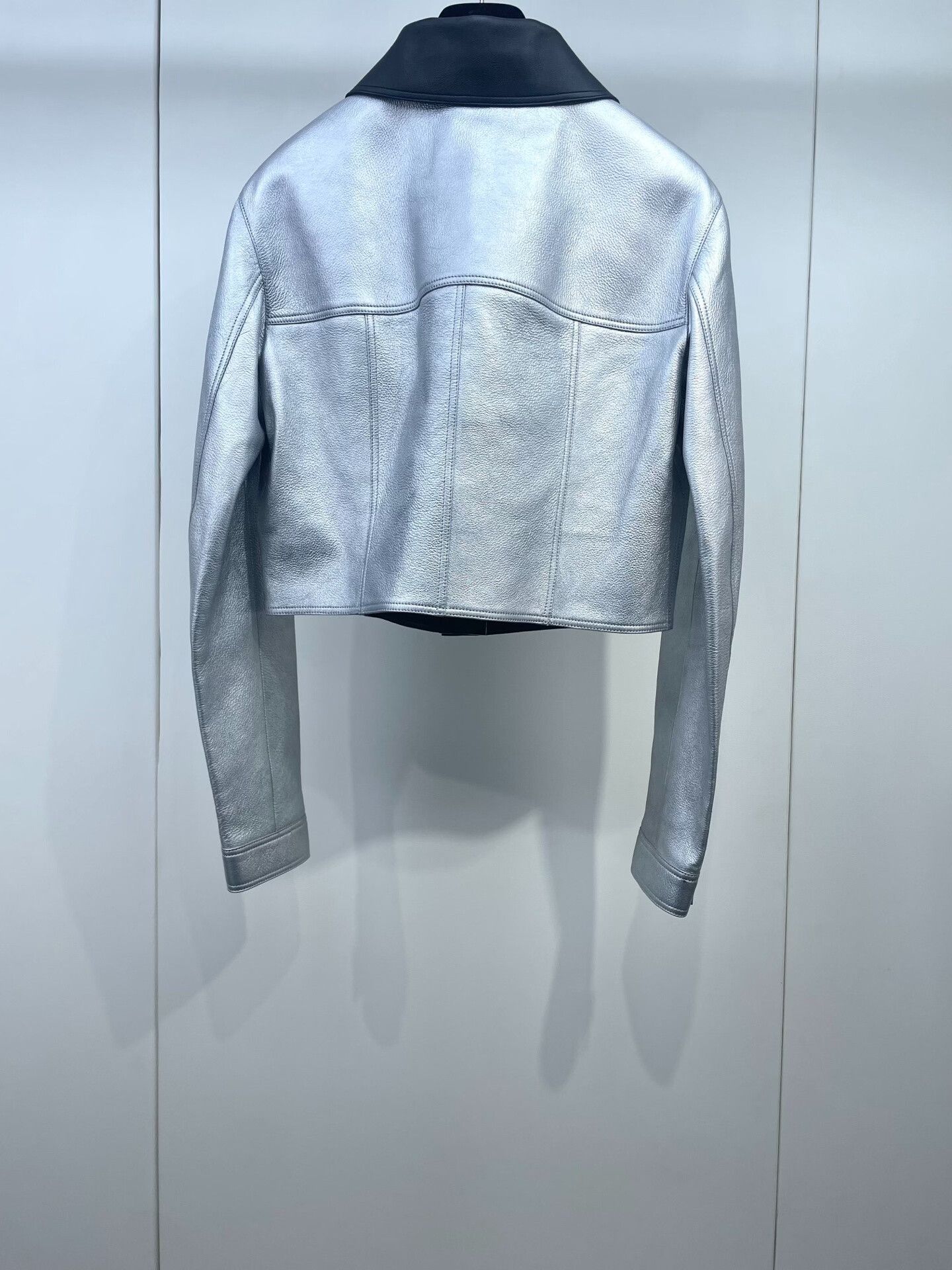 Chanel Chanel 24B Silver Gray Leather Jacket Size S / US 4 / IT 40 - 2 Thumbnail