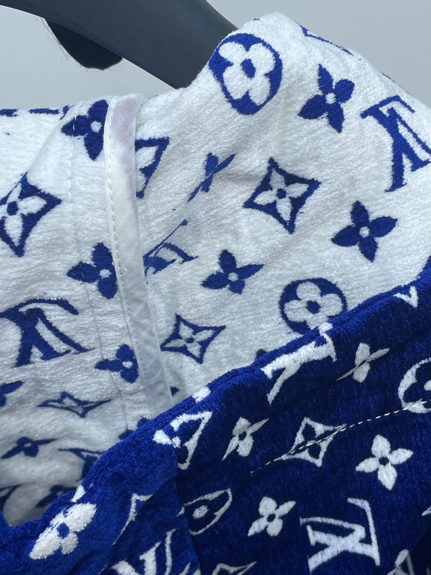Louis Vuitton LV Blue White Double-sided Print Hooded Jacket Size XXS / US 00 / IT 34 - 6 Thumbnail