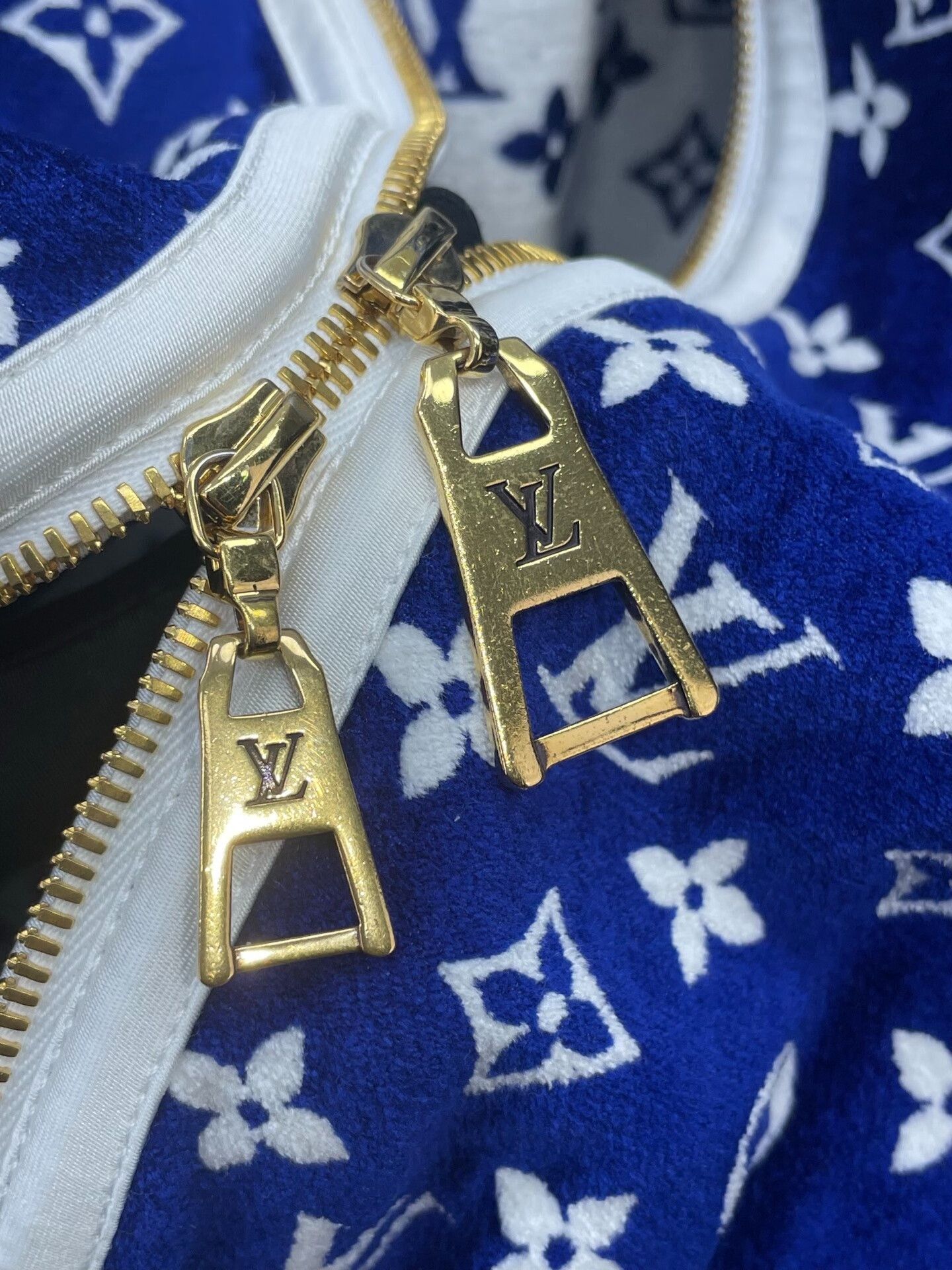 Louis Vuitton LV Blue White Double-sided Print Hooded Jacket Size XXS / US 00 / IT 34 - 3 Thumbnail