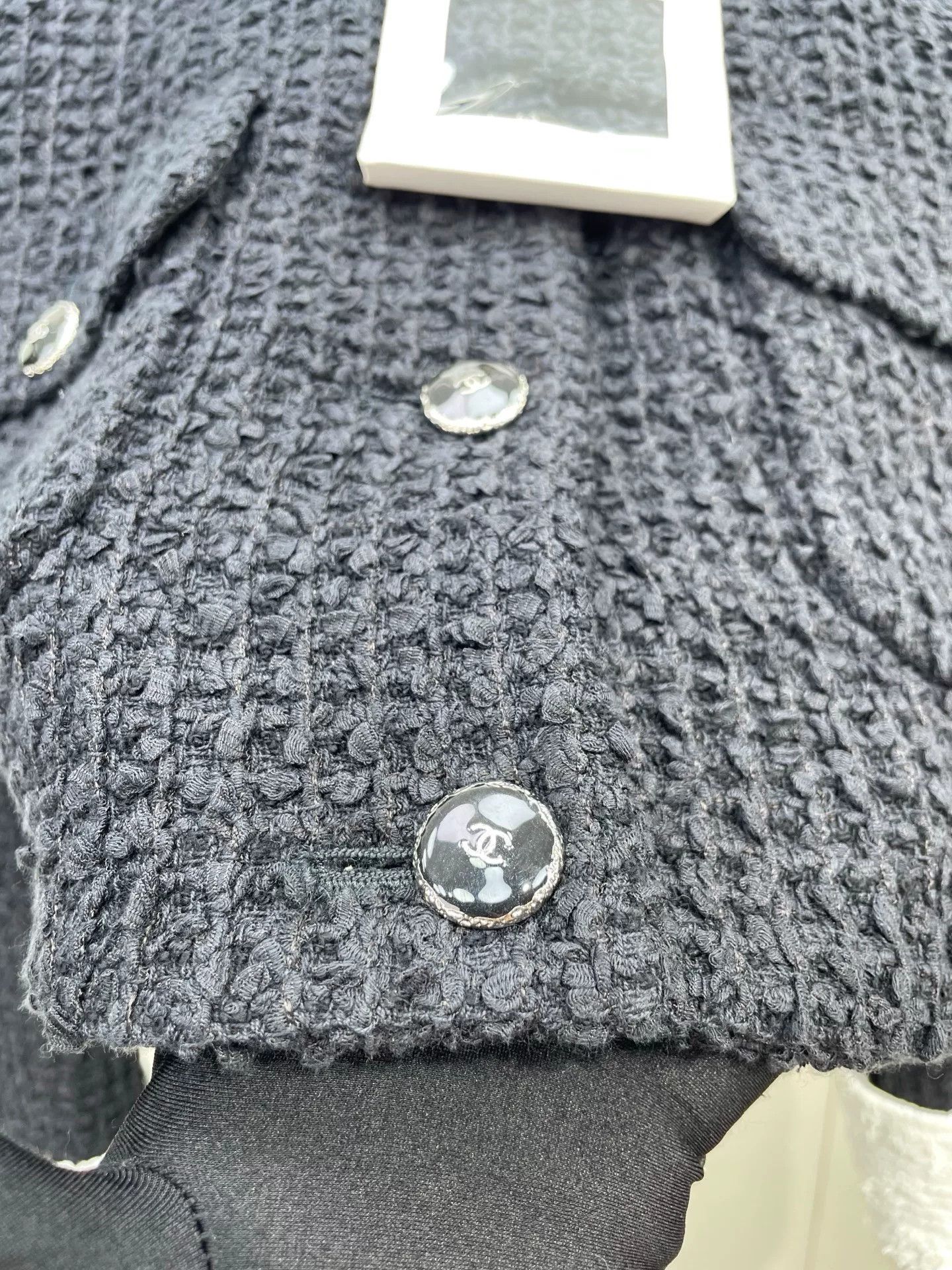 Chanel Chanel 25P Black Lapel Double Pocket Coat Size XXS / US 00 / IT 34 - 3 Thumbnail