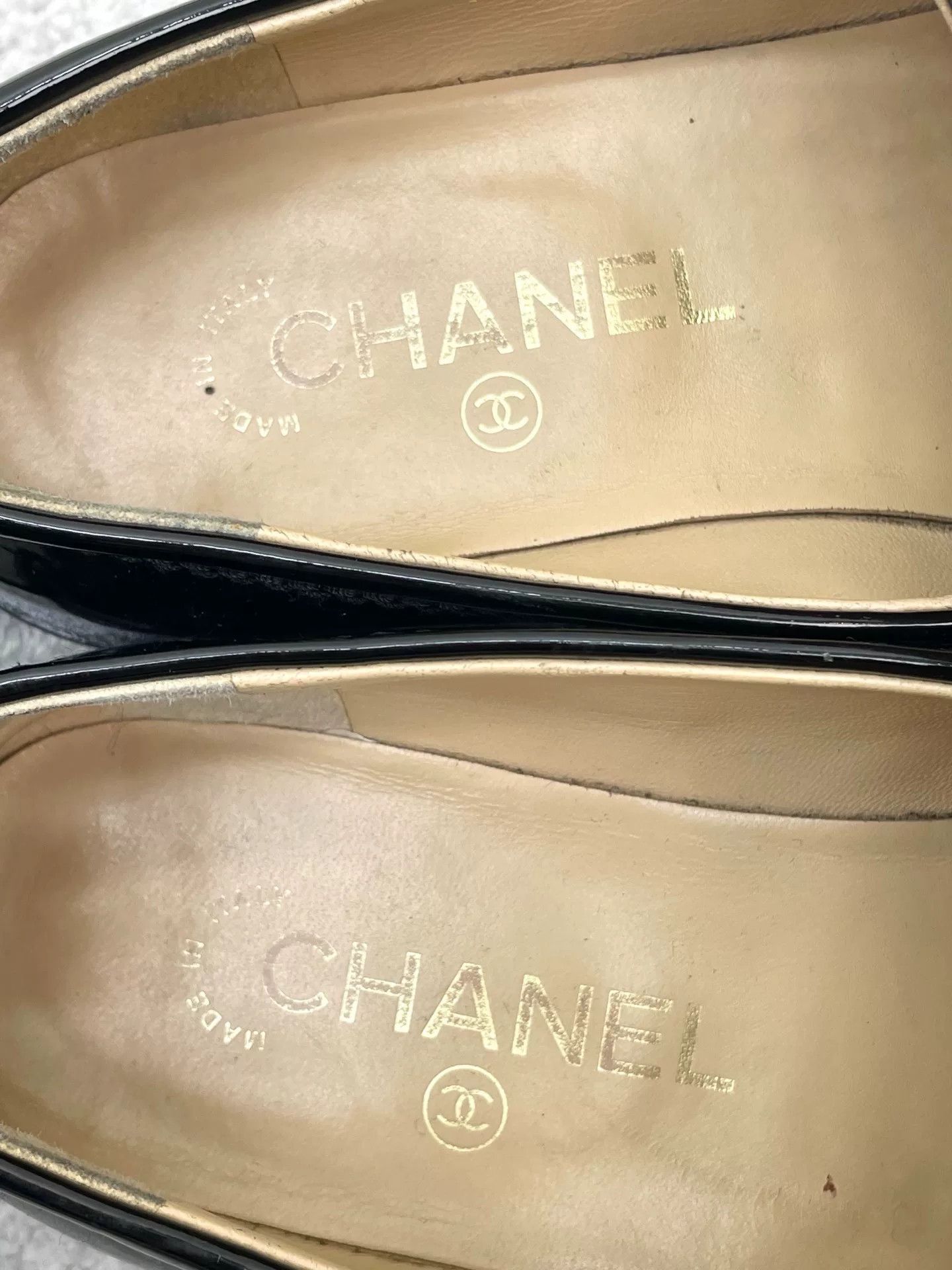Chanel Chanel Letter Loafers Size US 5.5 / IT 35.5 - 6 Thumbnail