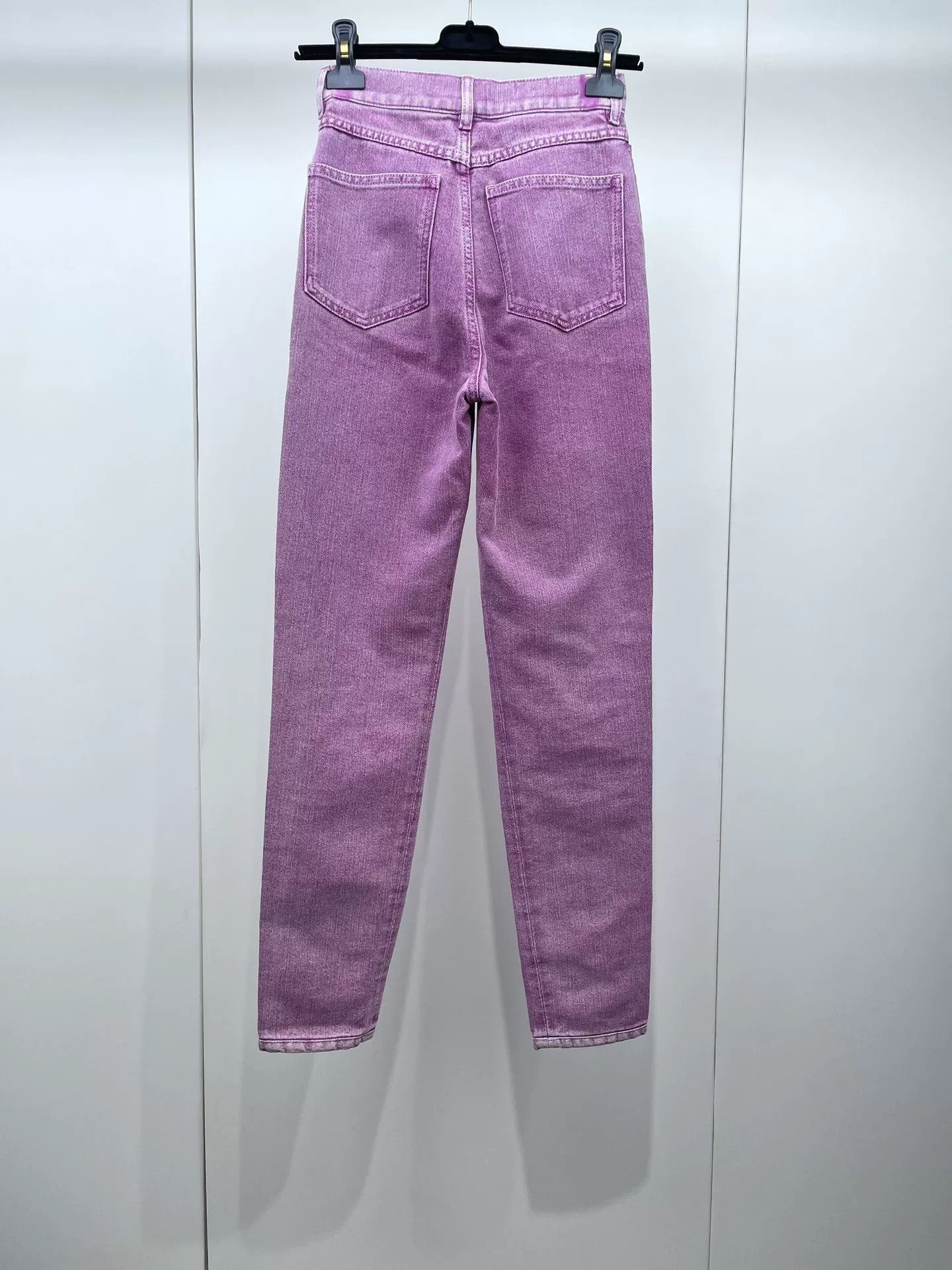 Chanel Chanel 23C Pink Distressed Jeans Size 36" / US 14 / IT 50 - 2 Thumbnail