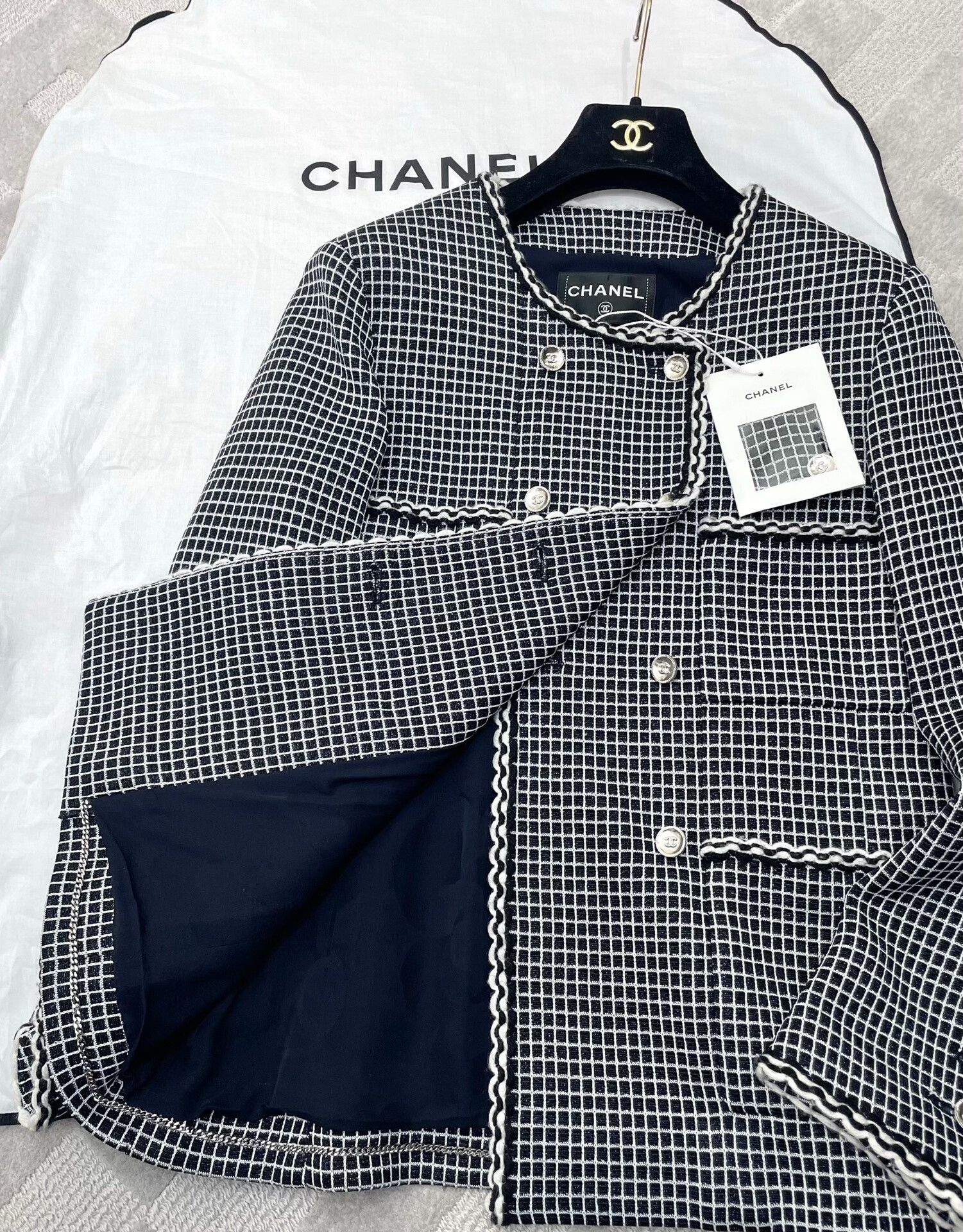 Chanel Chanel 25C Black Plaid Tweed Jacket Size S / US 4 / IT 40 - 5 Thumbnail
