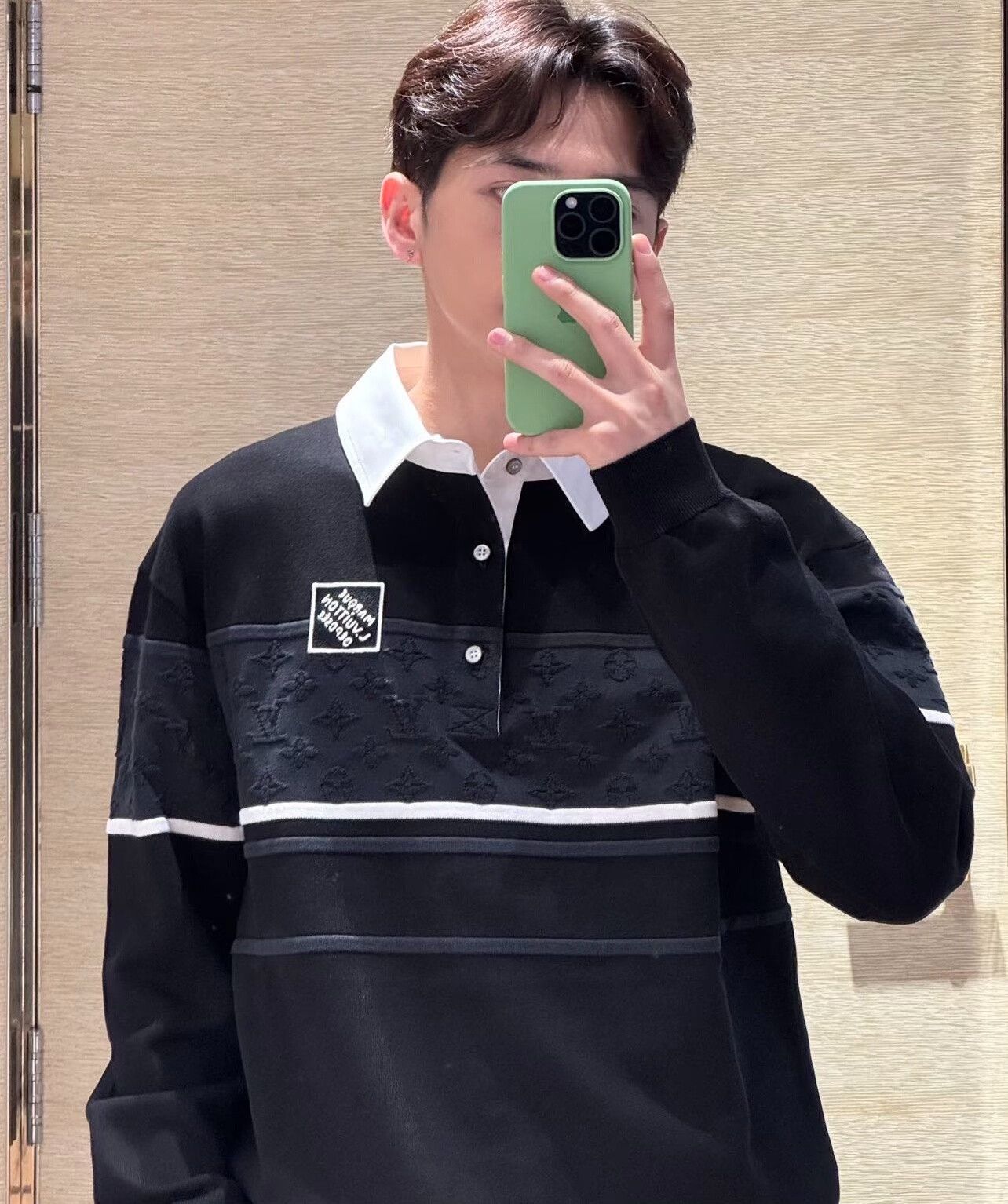 Louis Vuitton Louis Vuitton Logo Knit Long-Sleeve Polo Size US M / EU 48-50 / 2 - 3 Thumbnail