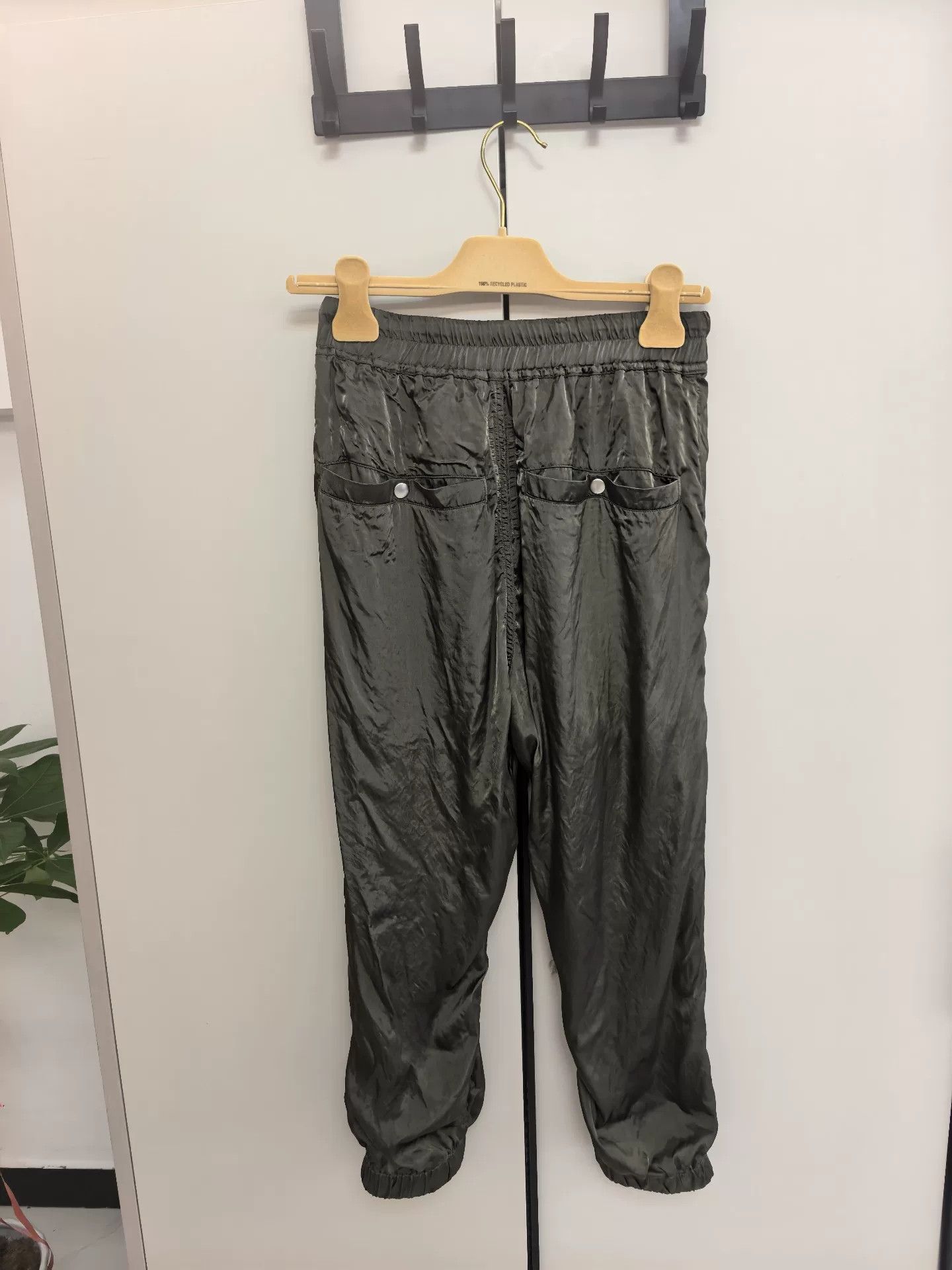 Rick Owens Rick Owens FW21 Solid Ankle-Crop Track Pants Size 38" / US 16 / IT 52 - 2 Thumbnail
