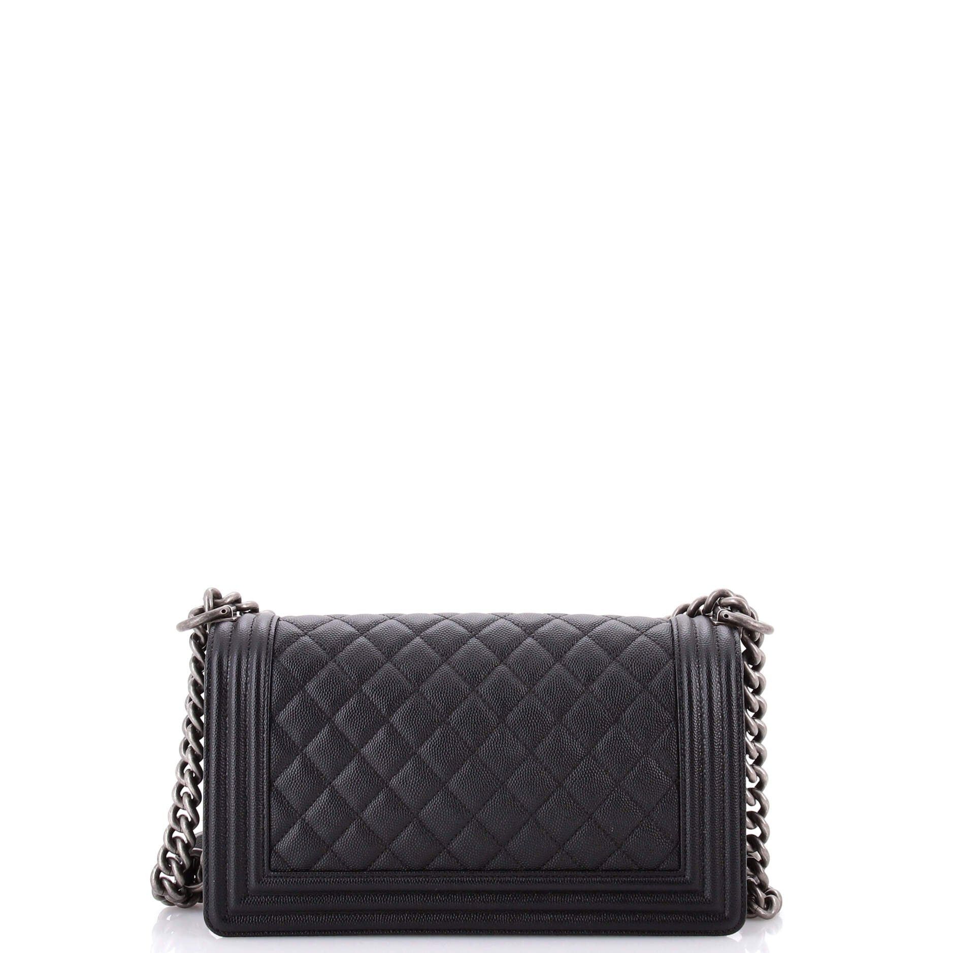 Chanel Boy Flap Bag Size ONE SIZE - 3 Thumbnail