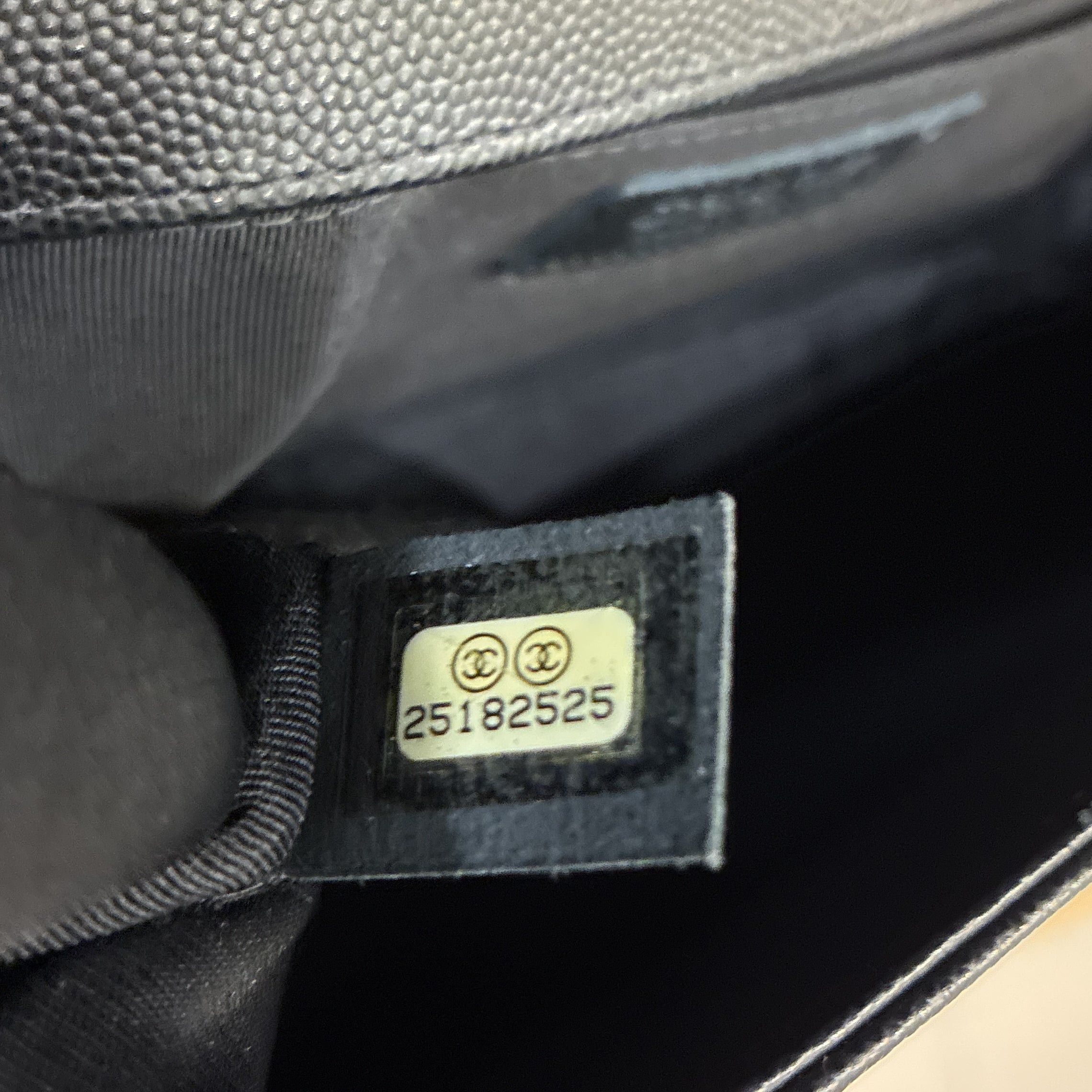 Chanel Boy Flap Bag Size ONE SIZE - 6 Thumbnail