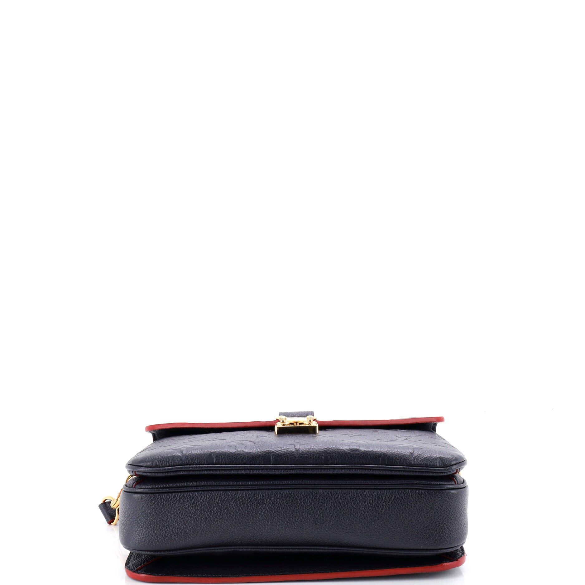 Louis Vuitton Pochette Metis Size ONE SIZE - 4 Thumbnail