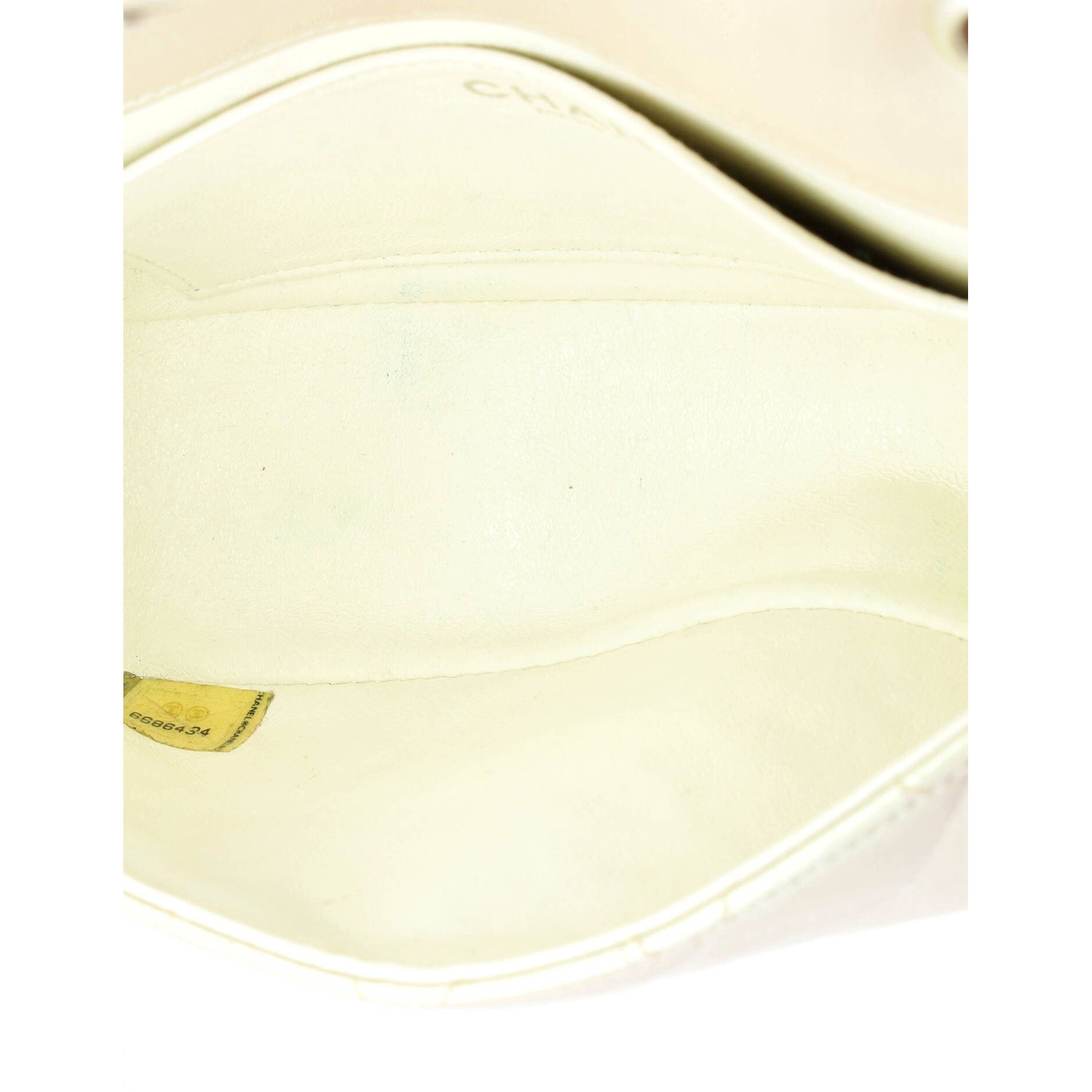 Chanel Classic Single Flap Bag Size ONE SIZE - 5 Thumbnail