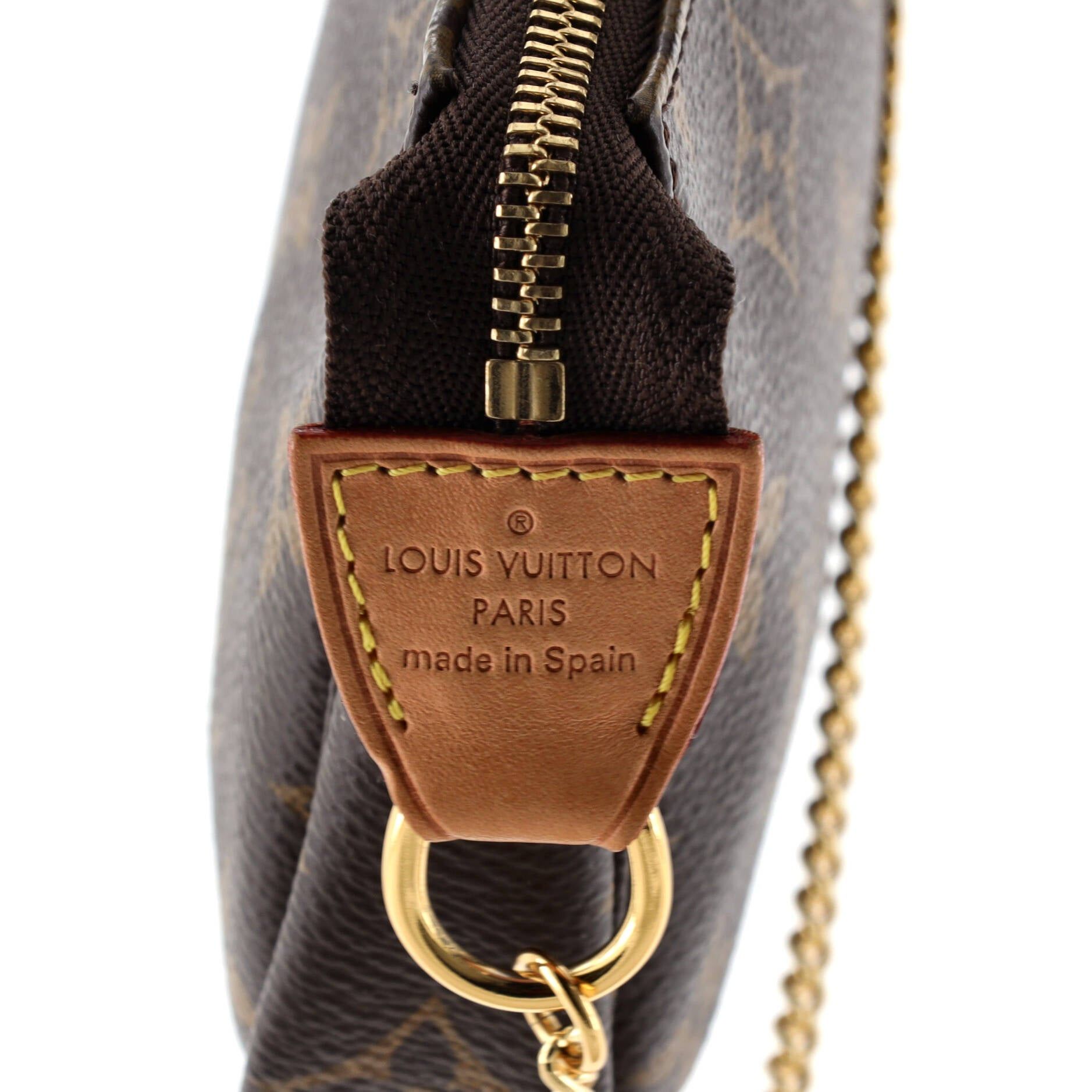 Louis Vuitton Pochette Accessoires Size ONE SIZE - 7 Thumbnail