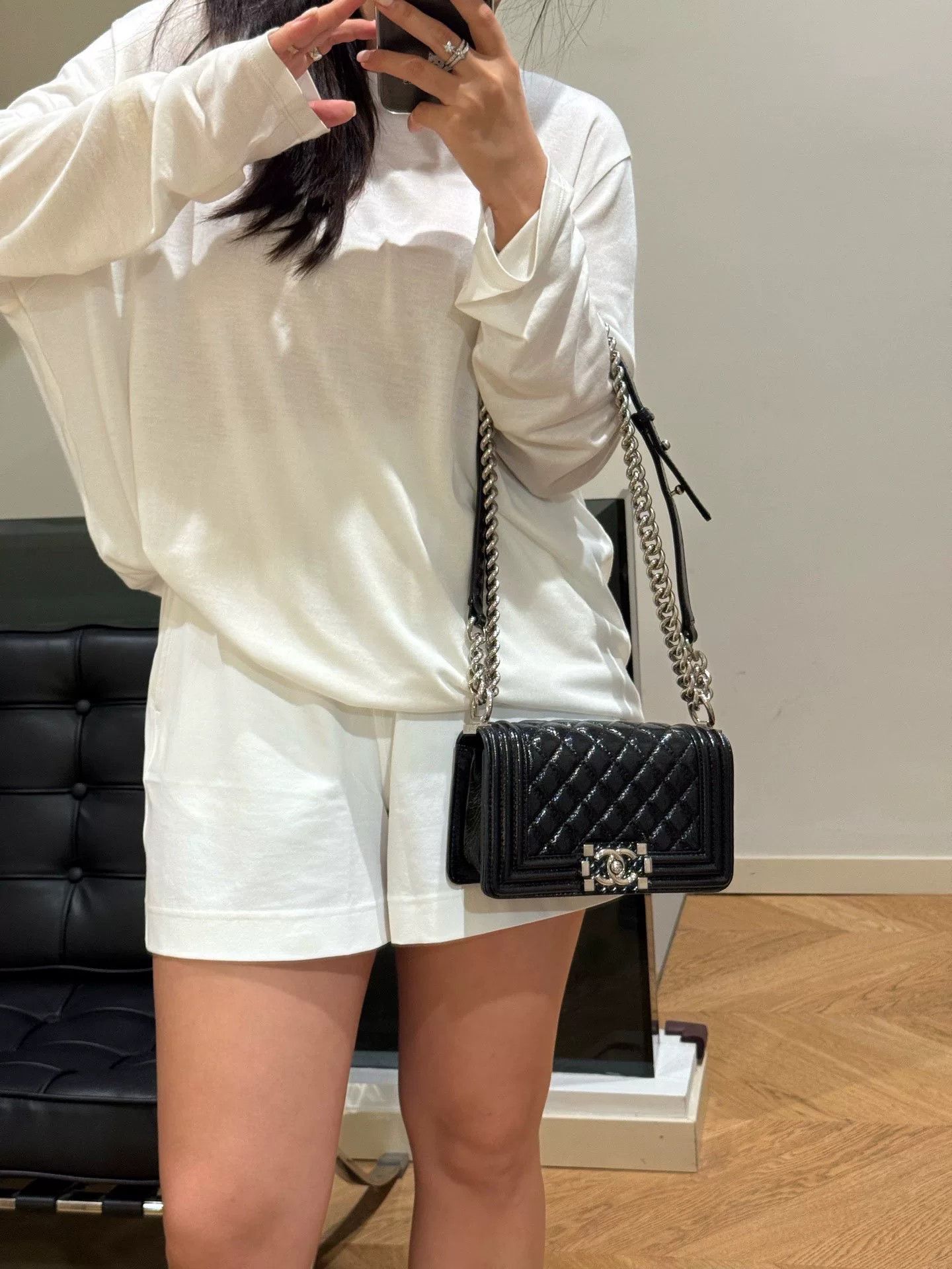 Chanel Pre-loved Bag Very good condition Size ONE SIZE - 9 Thumbnail