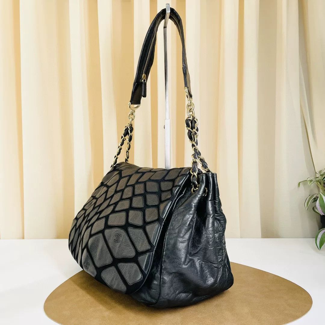 Chanel Pre-loved Bag Very good condition Size ONE SIZE - 2 Thumbnail