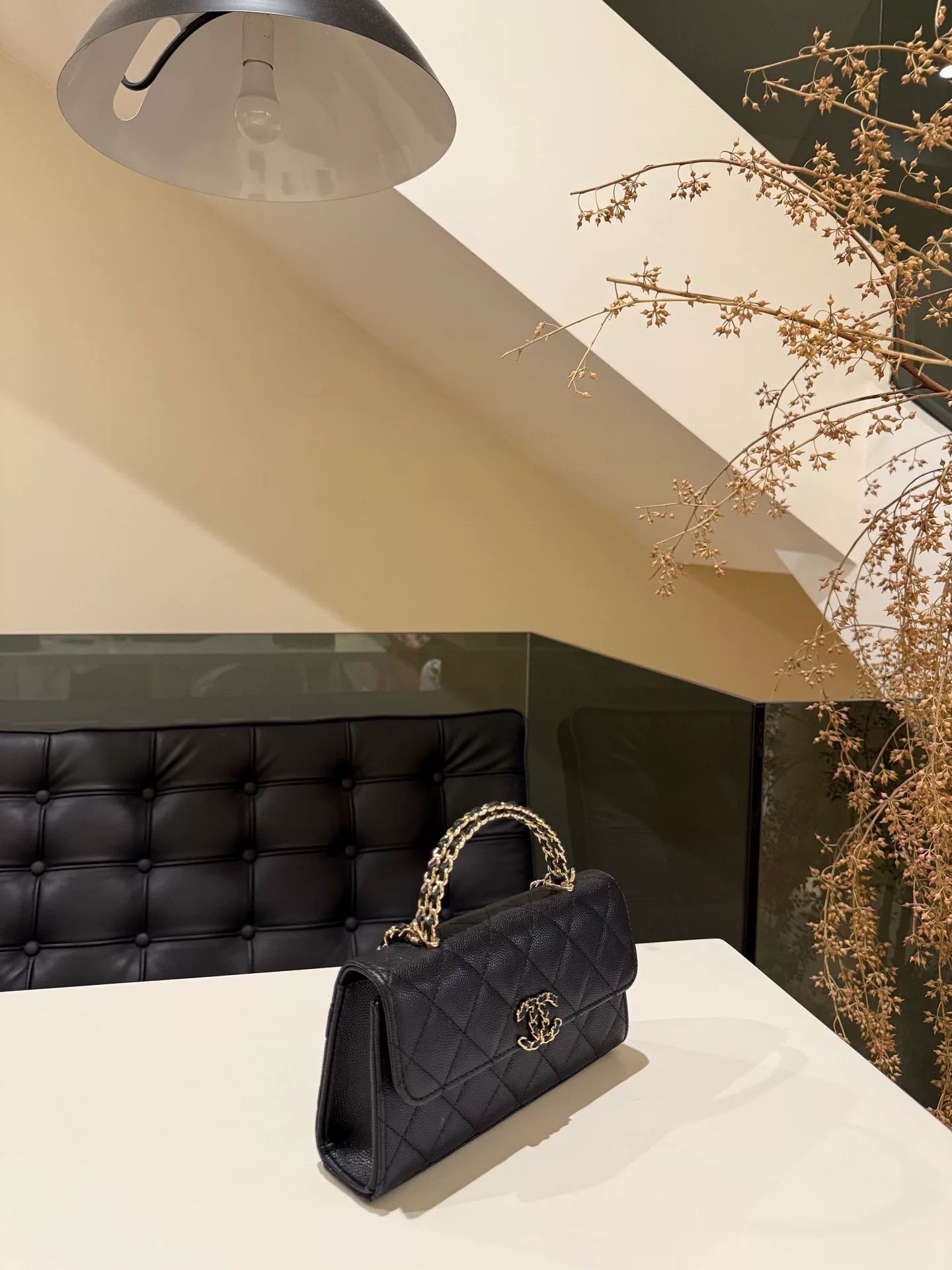 Chanel Pre-loved Bag Very good condition Size ONE SIZE - 2 Thumbnail
