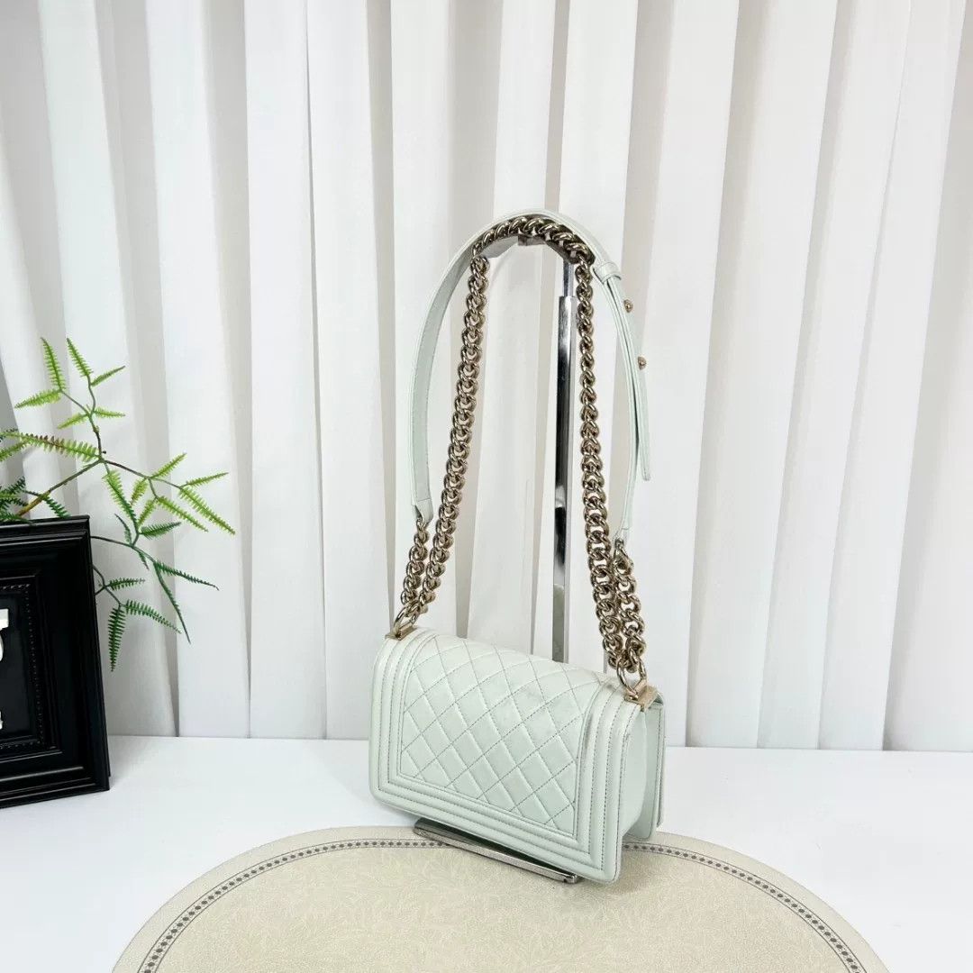 Chanel Pre-loved Bag Very good condition Size ONE SIZE - 3 Thumbnail