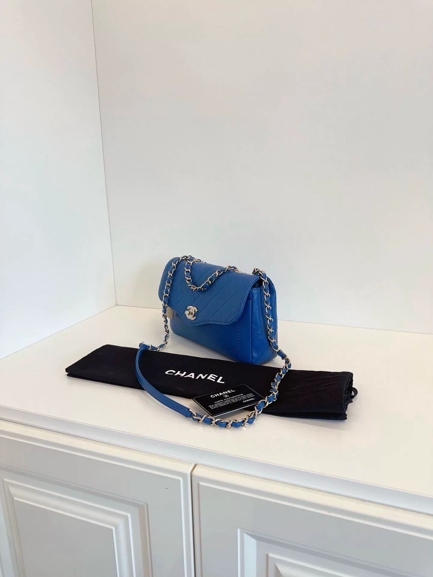 Chanel Pre-loved Bag Very good condition Size ONE SIZE - 3 Thumbnail