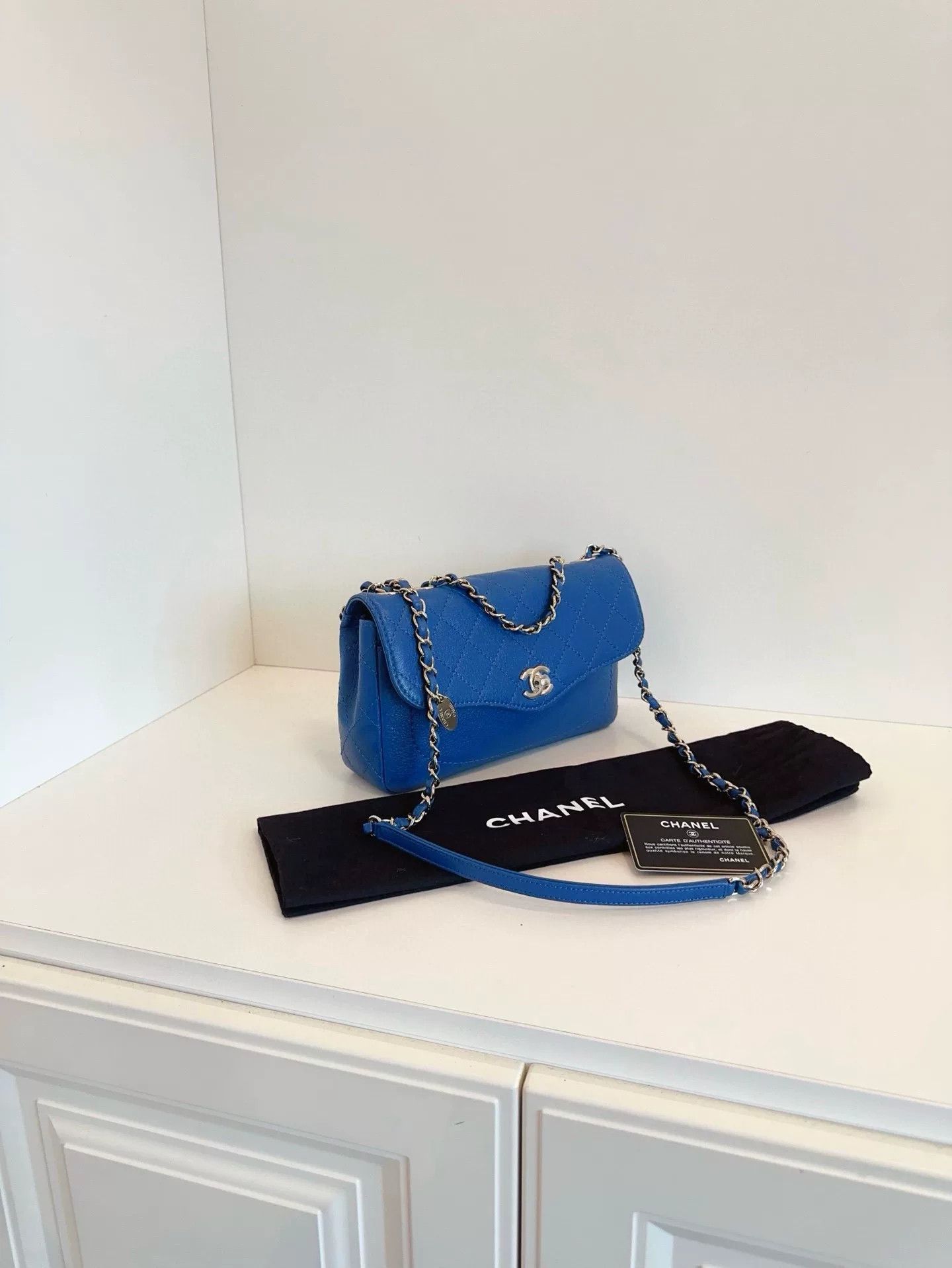 Chanel Pre-loved Bag Very good condition Size ONE SIZE - 2 Thumbnail