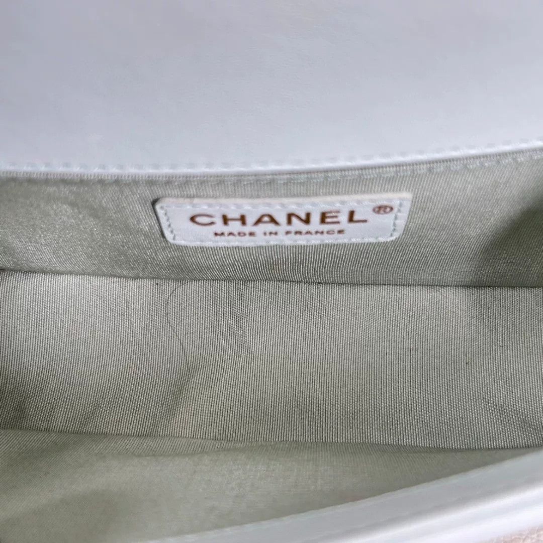 Chanel Pre-loved Bag Very good condition Size ONE SIZE - 3 Thumbnail