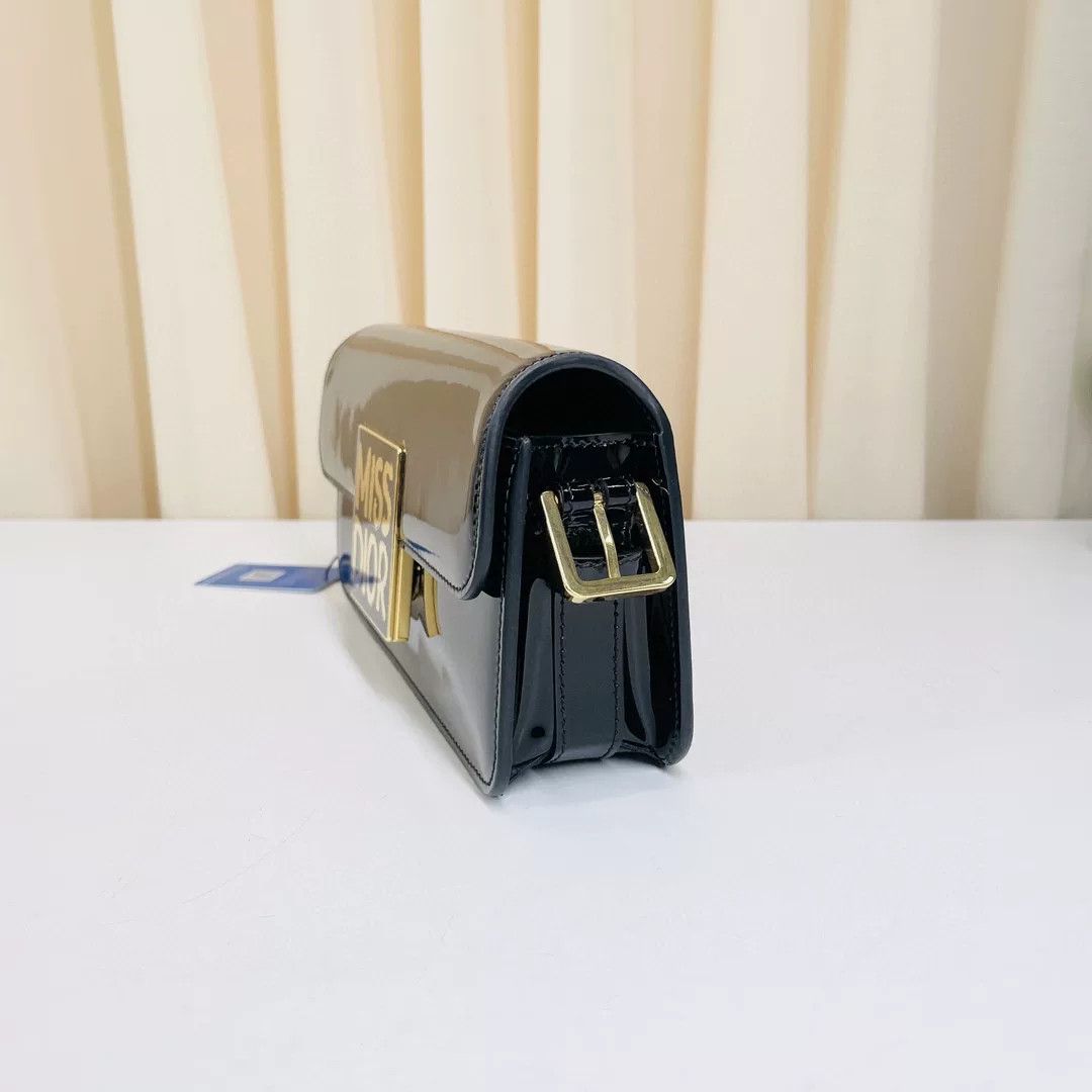 Dior Pre-loved Bag Very good condition Size ONE SIZE - 2 Thumbnail