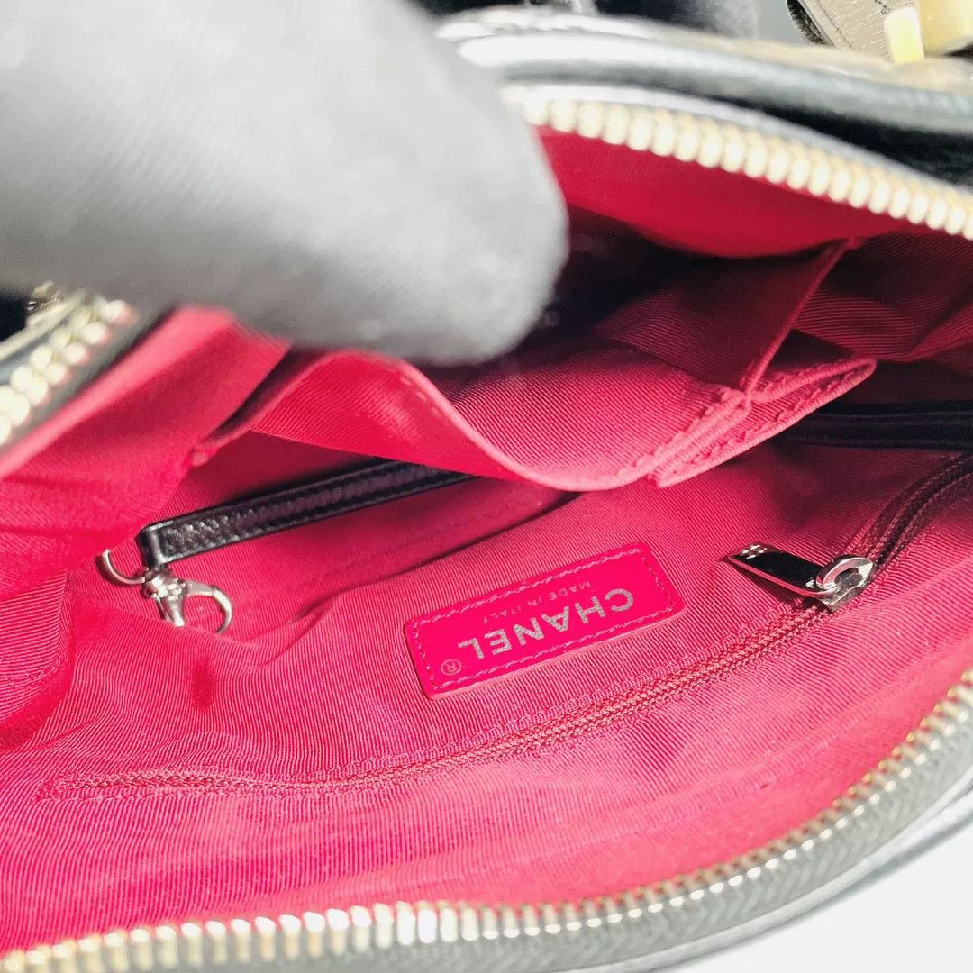 Chanel Pre-loved Bag Very good condition Size ONE SIZE - 4 Thumbnail
