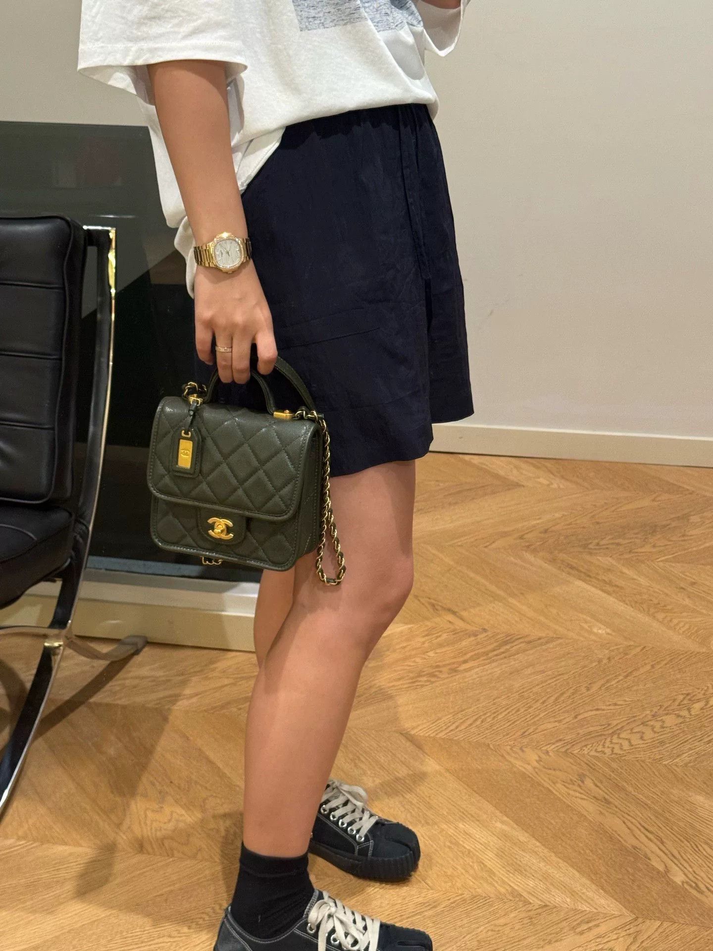 Chanel Pre-loved Bag Very good condition Size ONE SIZE - 7 Thumbnail
