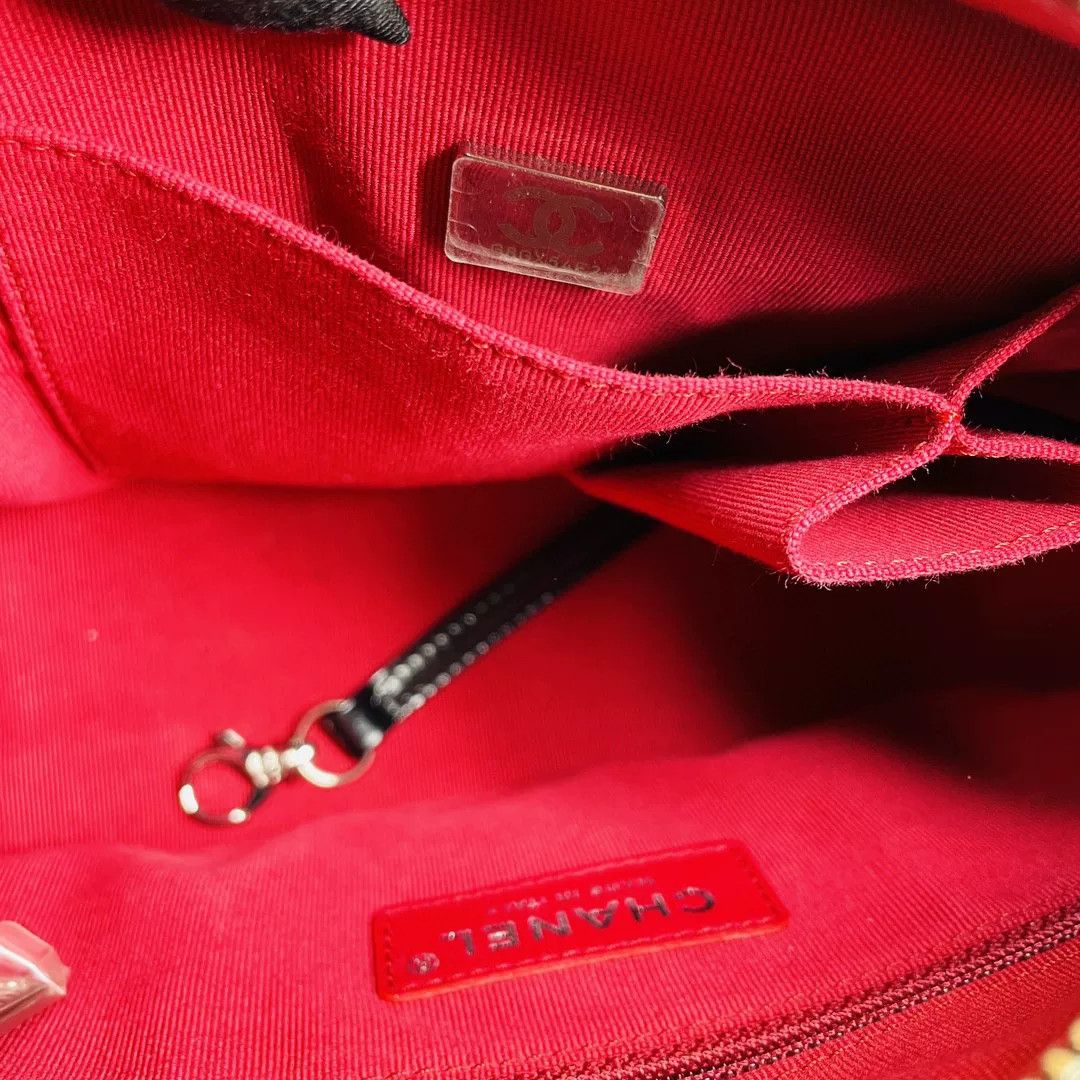 Chanel Pre-loved Bag Very good condition Size ONE SIZE - 4 Thumbnail