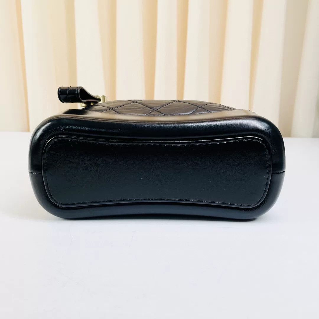 Chanel Pre-loved Bag Very good condition Size ONE SIZE - 3 Thumbnail