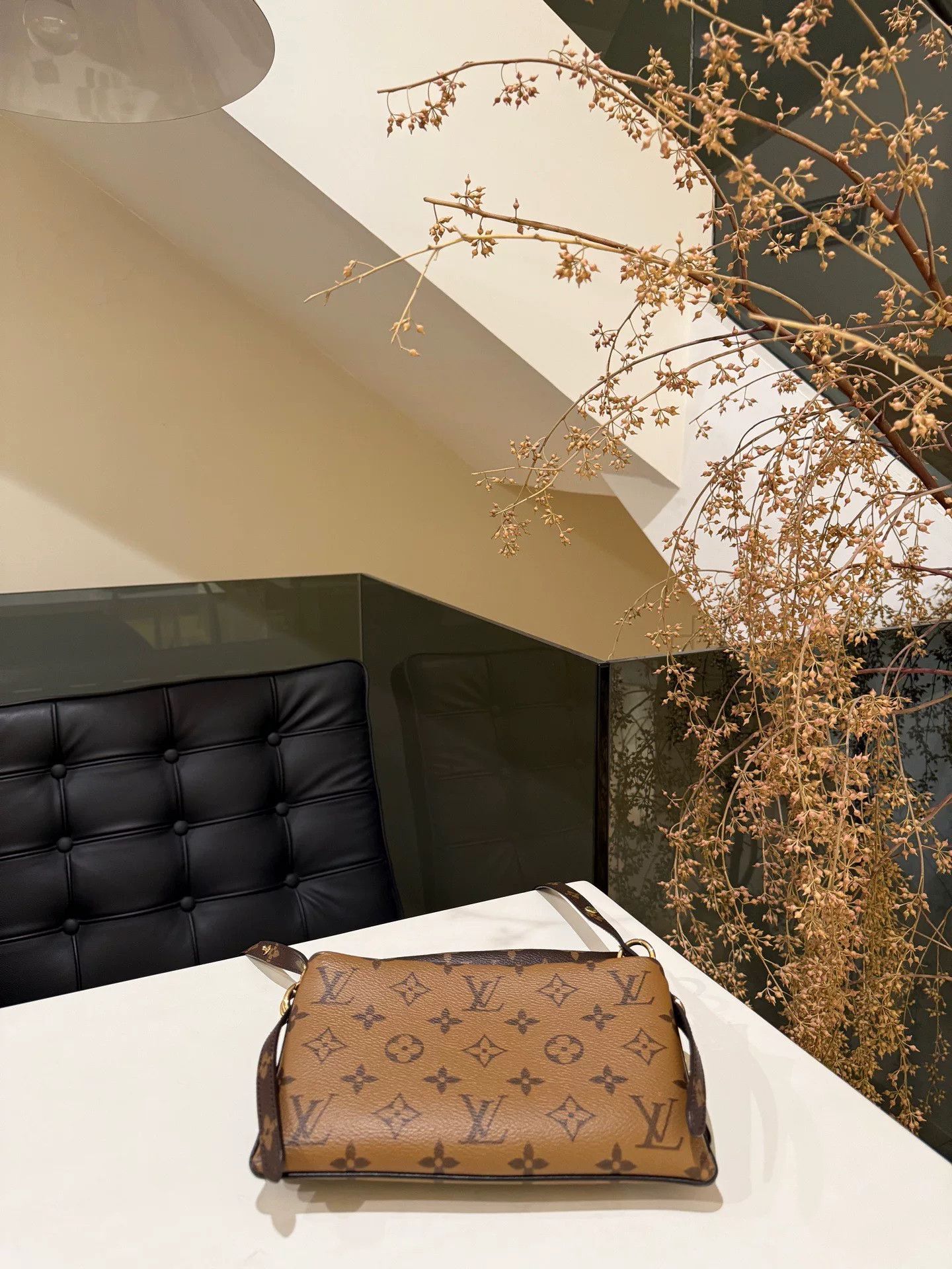 Louis Vuitton Pre-loved Bag Very good condition Size ONE SIZE - 5 Thumbnail