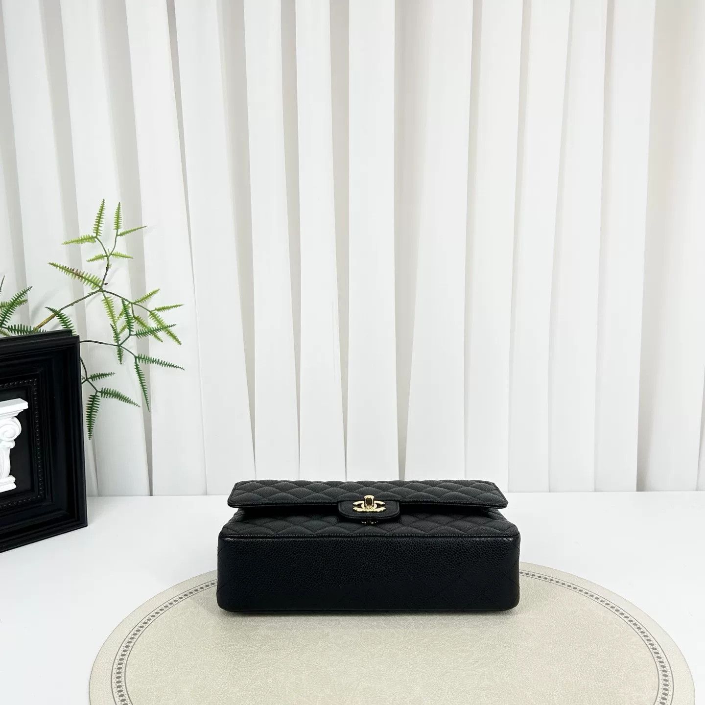 Chanel Pre-loved Bag Very good condition Size ONE SIZE - 3 Thumbnail