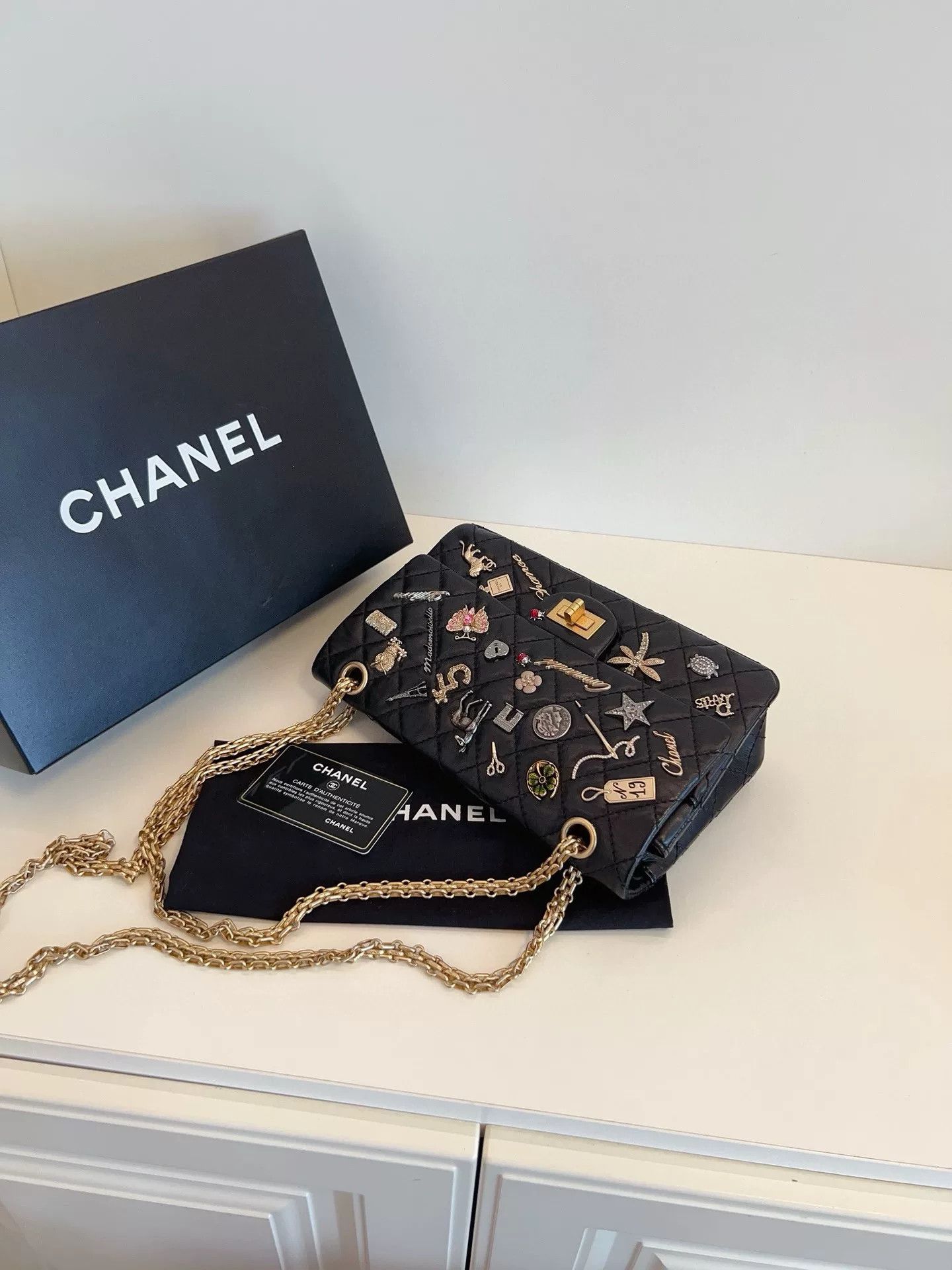 Chanel Pre-loved Bag Very good condition Size ONE SIZE - 6 Thumbnail
