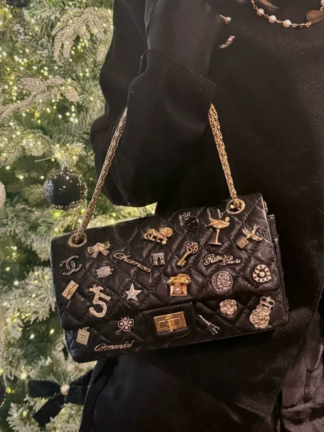 Chanel Pre-loved Bag Very good condition Size ONE SIZE - 9 Thumbnail