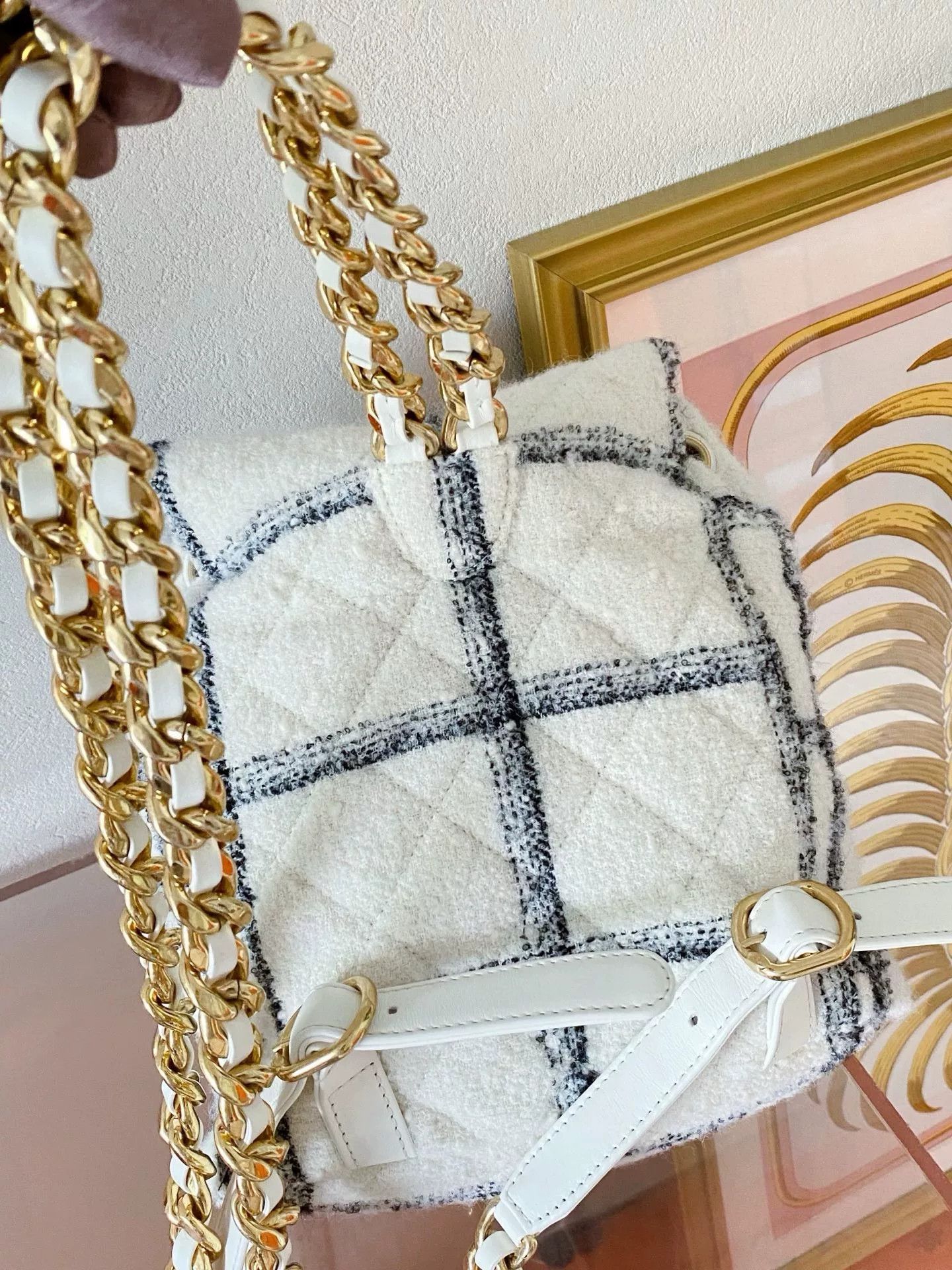 Chanel Pre-loved Bag Very good condition Size ONE SIZE - 5 Thumbnail
