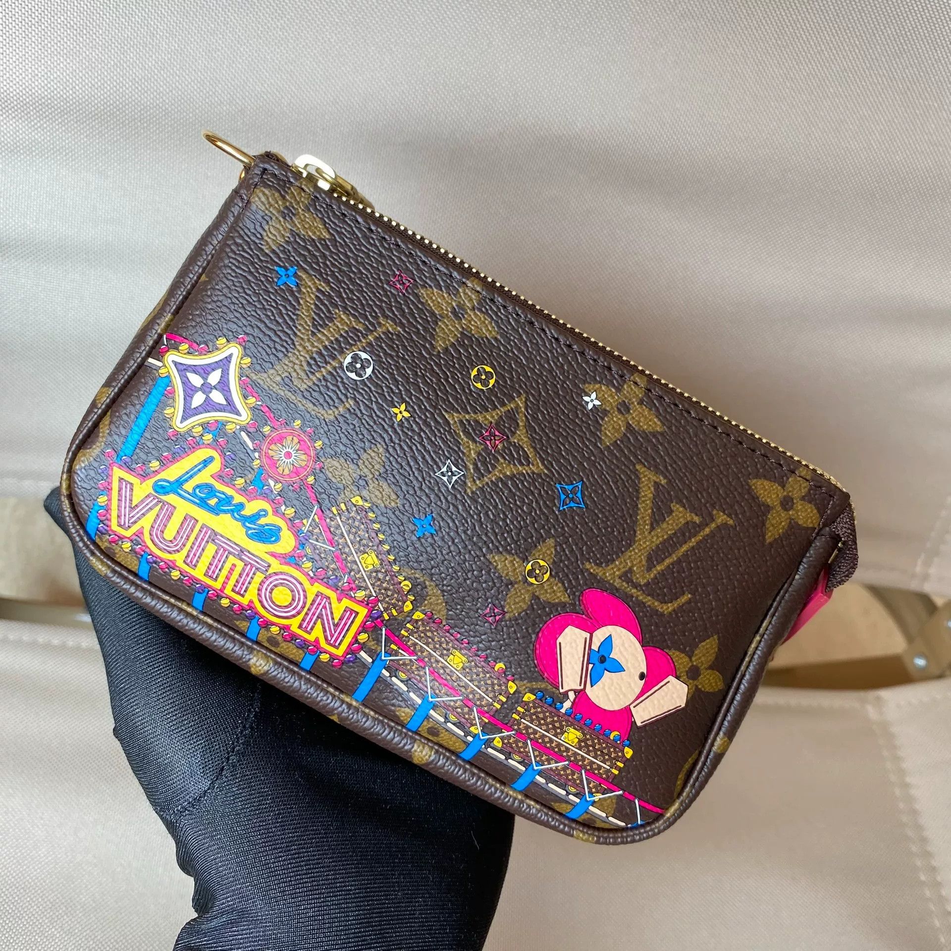 Louis Vuitton Pre-loved Bag Brand new condition Size ONE SIZE - 2 Thumbnail