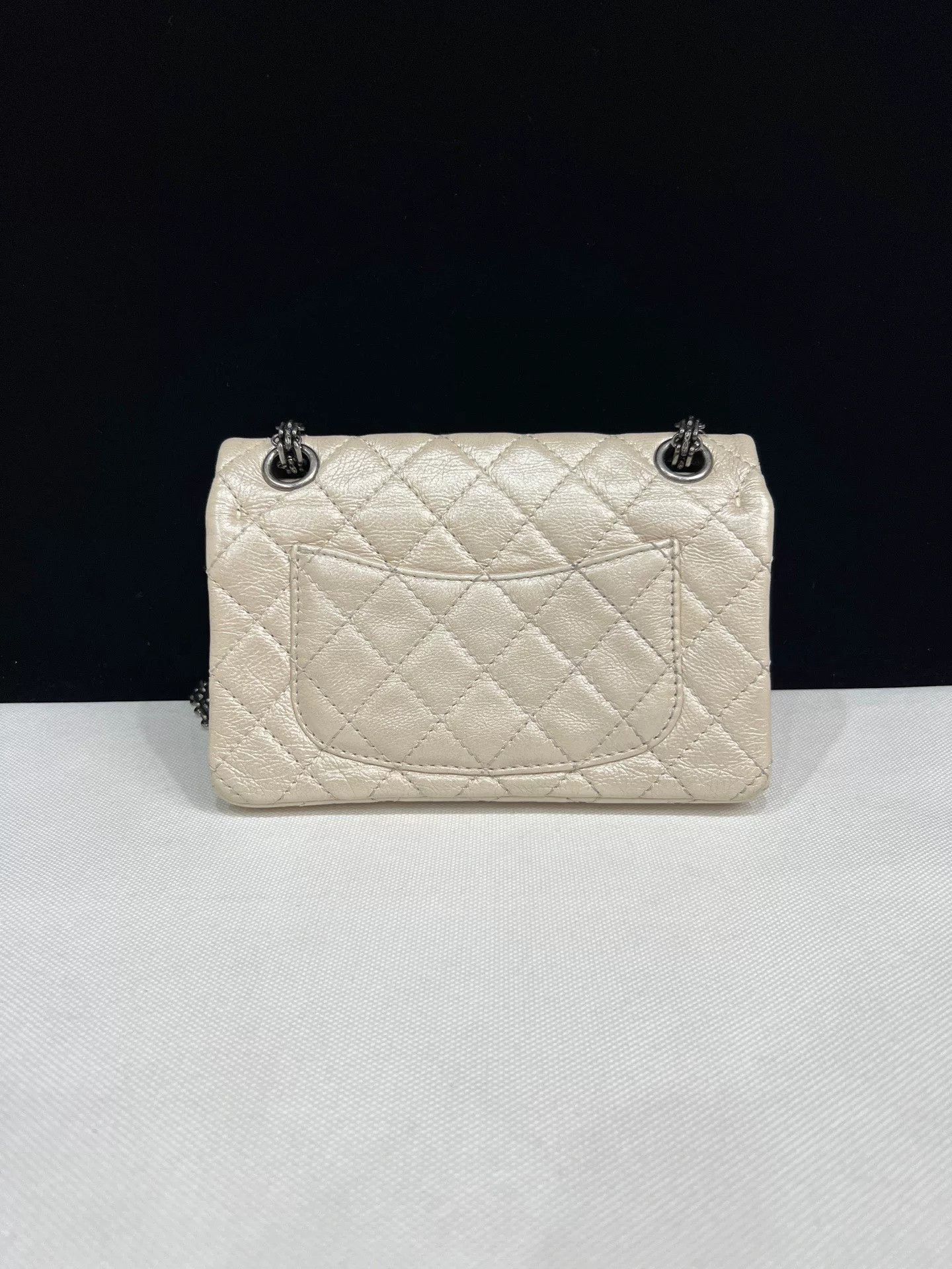 Chanel Pre-loved Bag Very good condition Size ONE SIZE - 3 Thumbnail