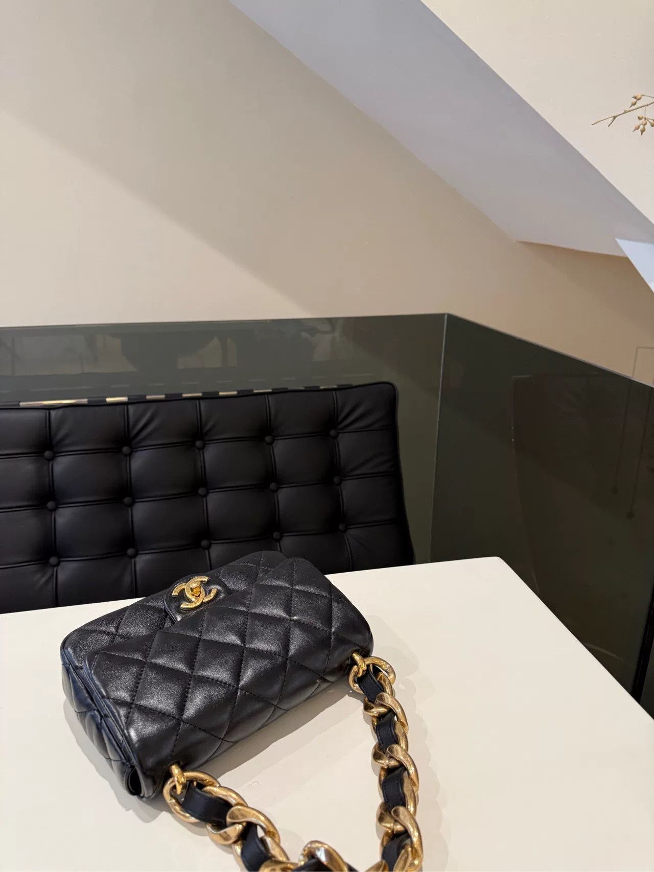 Chanel Pre-loved Bag Very good condition Size ONE SIZE - 6 Thumbnail