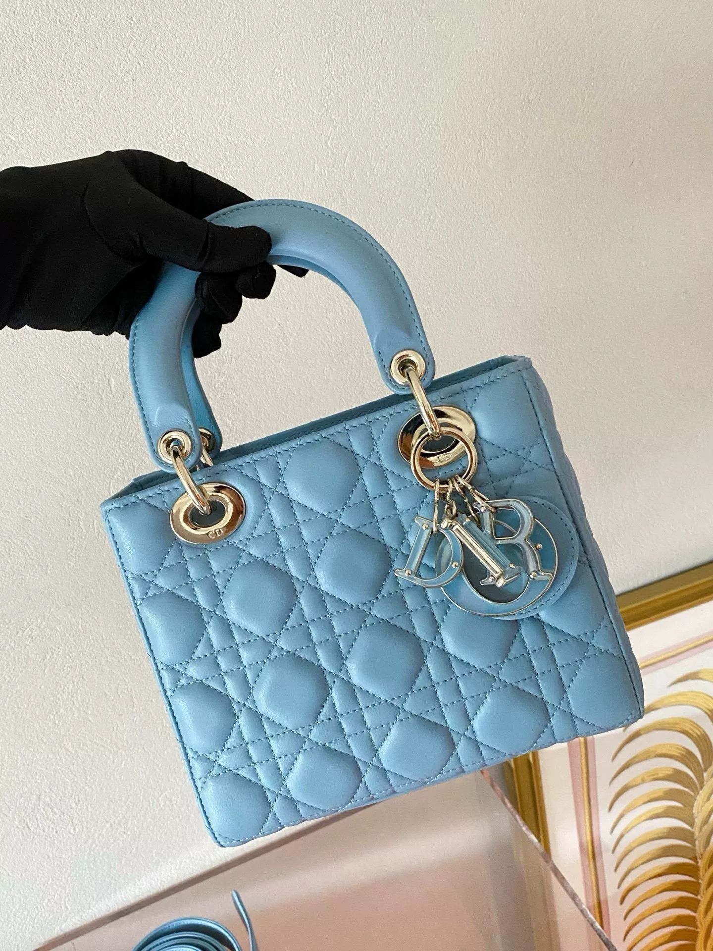 Dior Pre-loved Bag Very good condition Size ONE SIZE - 4 Thumbnail