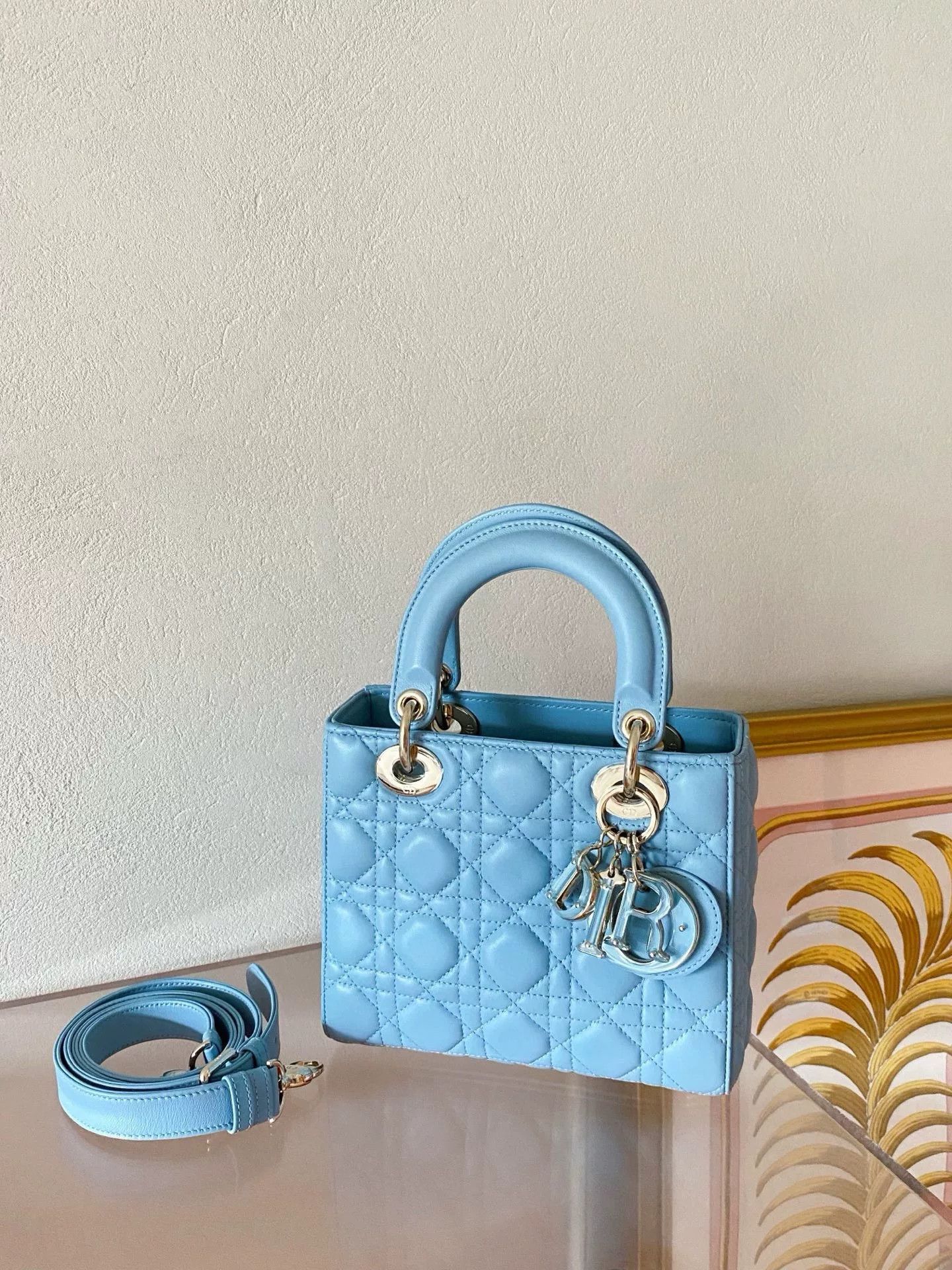 Dior Pre-loved Bag Very good condition Size ONE SIZE - 2 Thumbnail