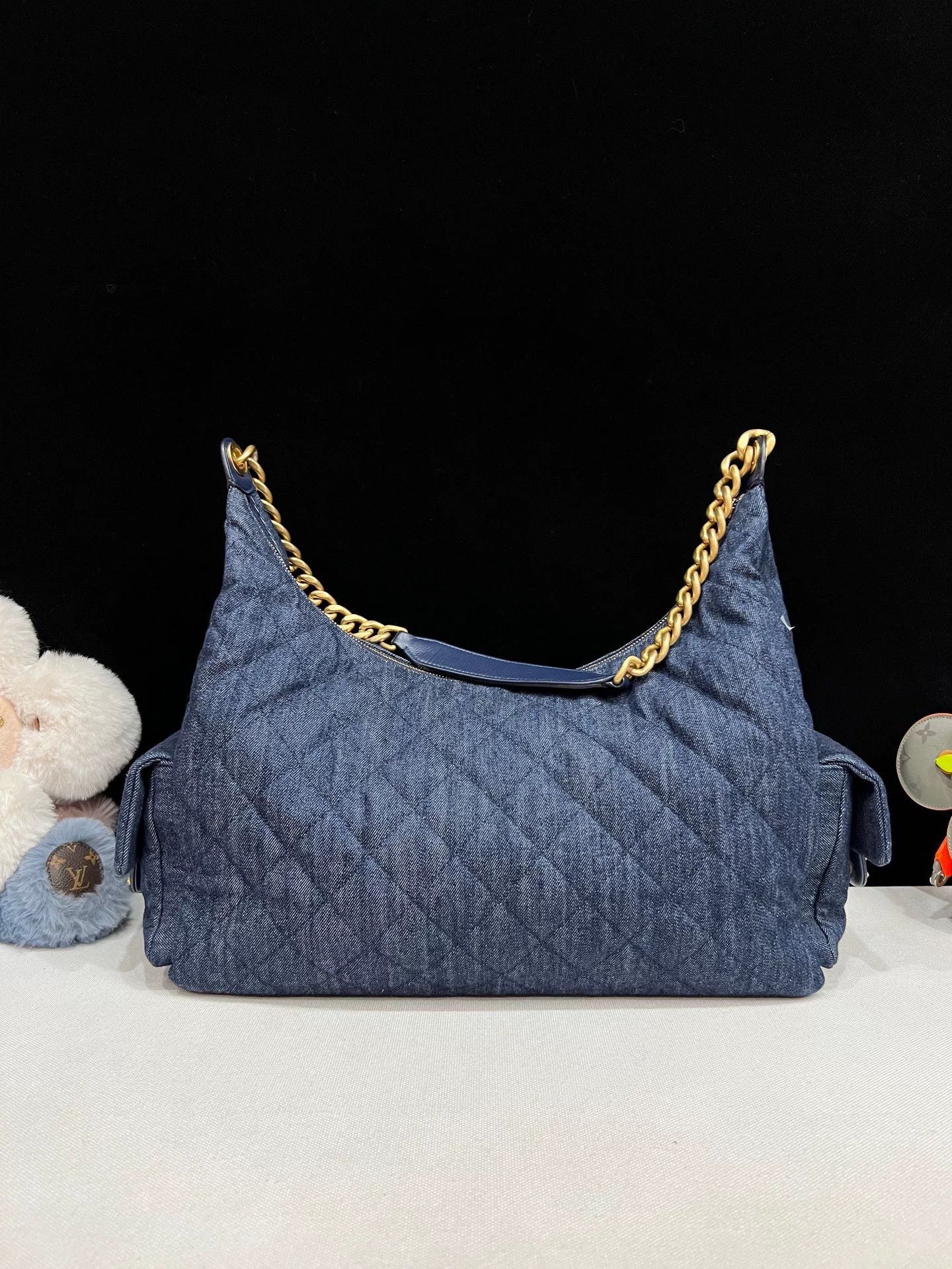 Chanel Pre-loved Bag Very good condition Size ONE SIZE - 2 Thumbnail