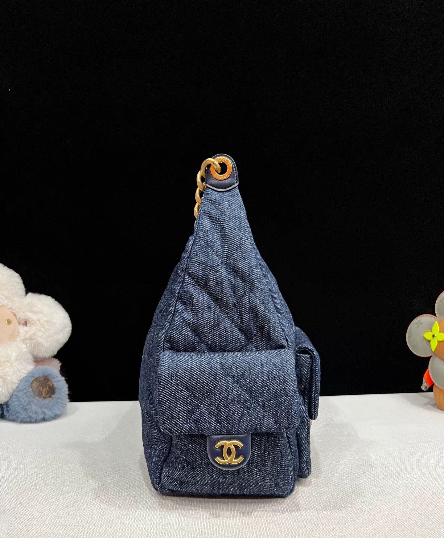 Chanel Pre-loved Bag Very good condition Size ONE SIZE - 3 Thumbnail