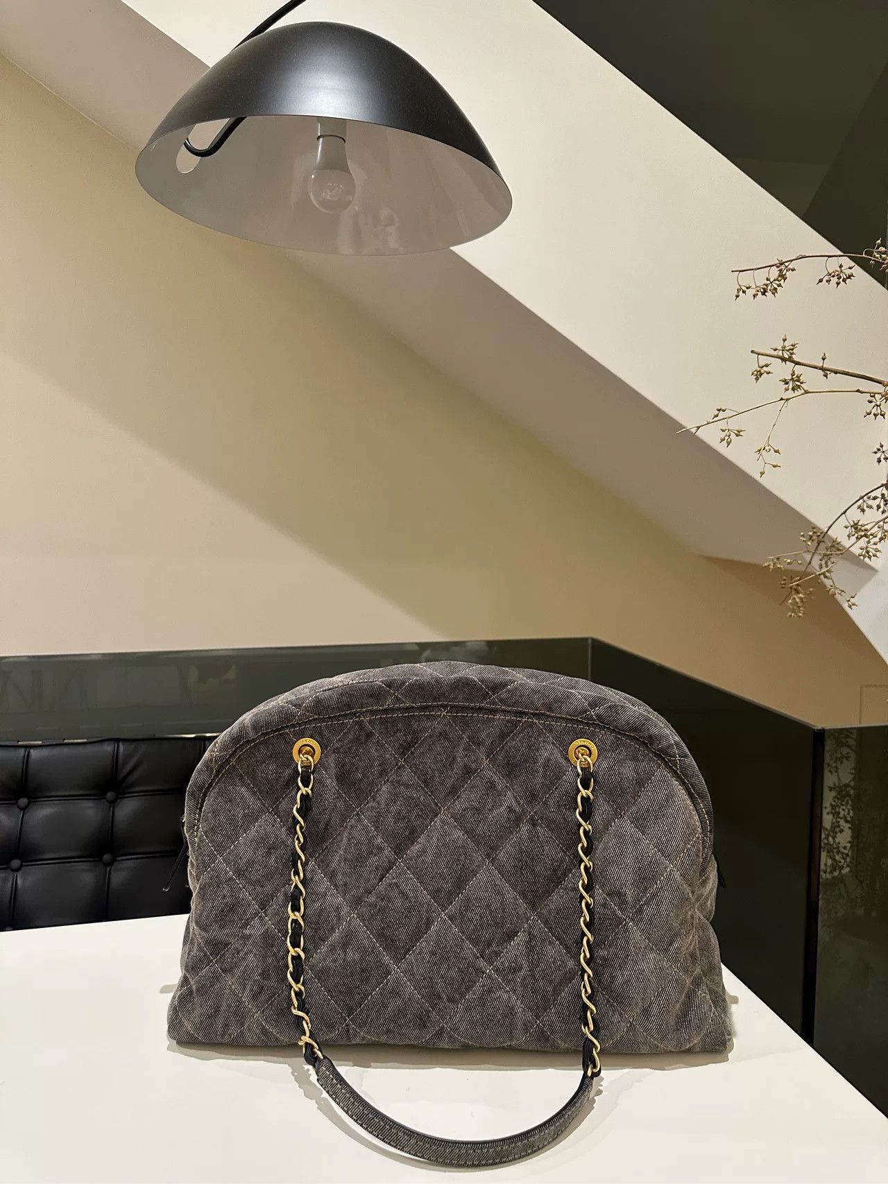 Chanel Pre-loved Bag Very good condition Size ONE SIZE - 4 Thumbnail
