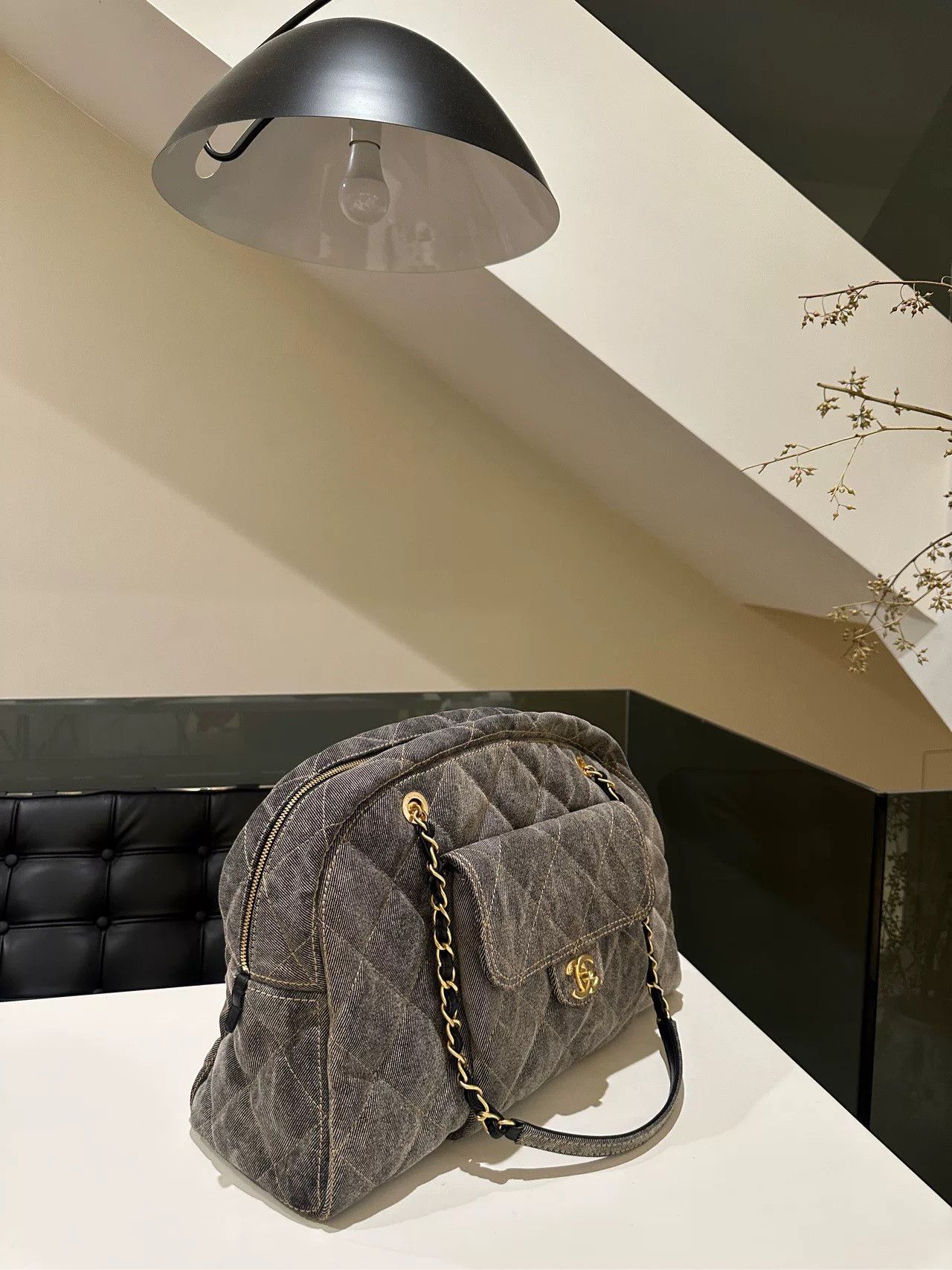 Chanel Pre-loved Bag Very good condition Size ONE SIZE - 2 Thumbnail