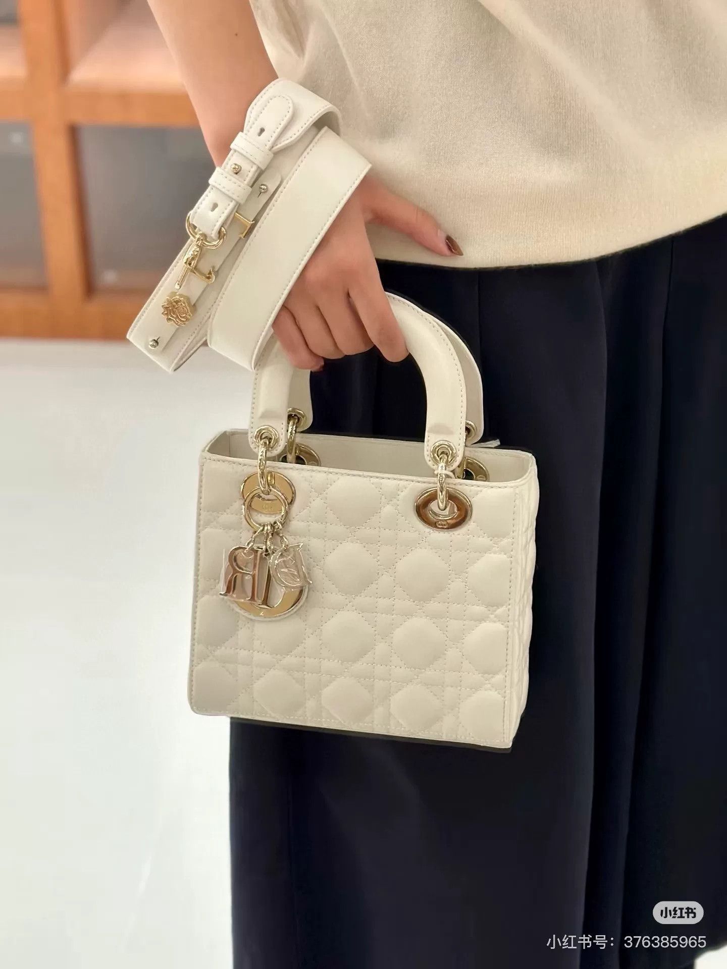Dior Pre-loved Bag Very good condition Size ONE SIZE - 7 Thumbnail
