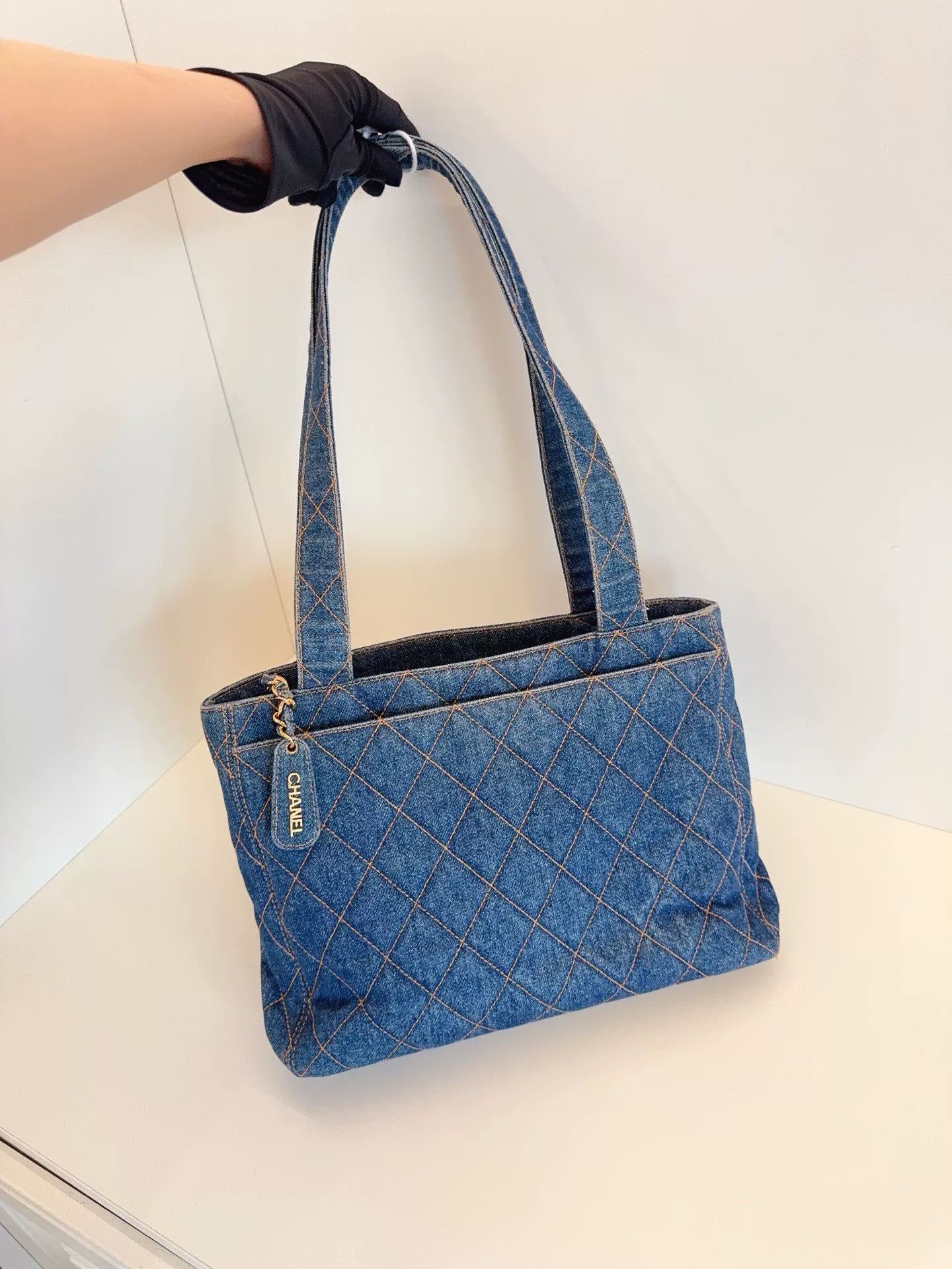 Chanel Pre-loved Bag Very good condition Size ONE SIZE - 8 Thumbnail