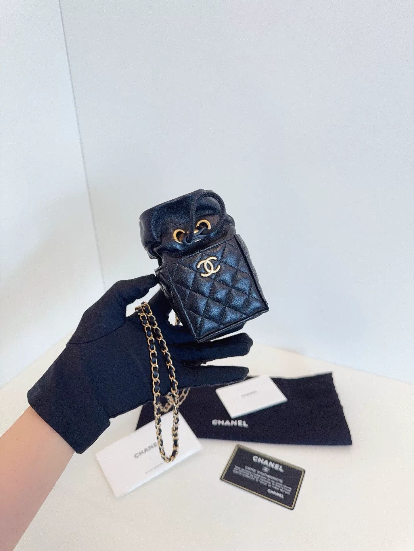 Chanel Pre-loved Bag Very good condition Size ONE SIZE - 7 Thumbnail