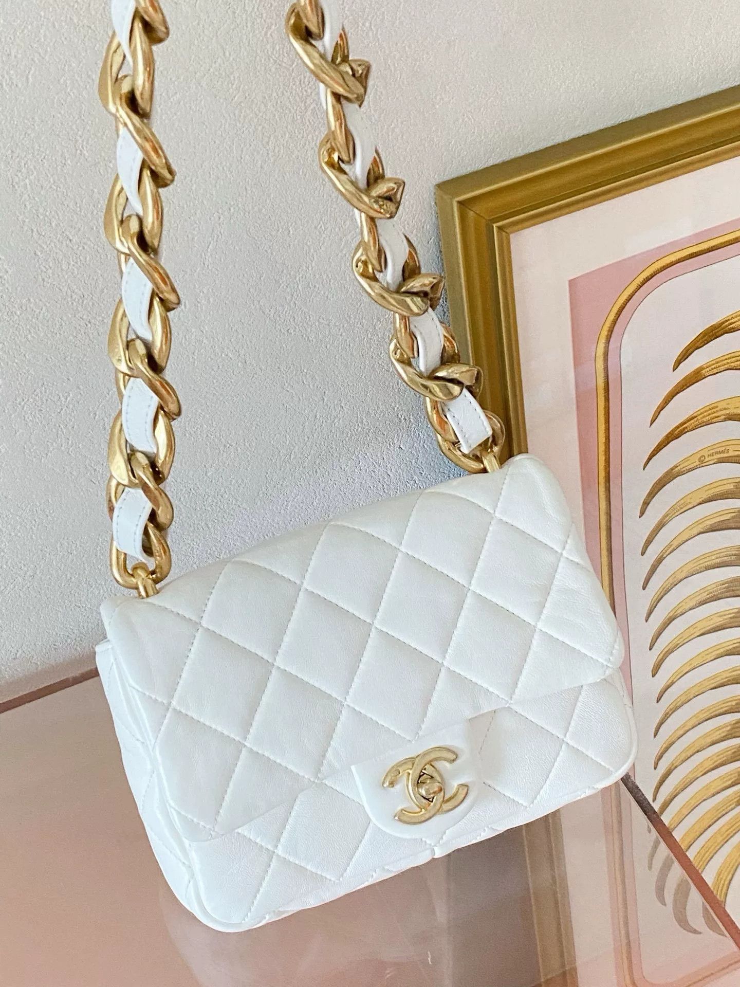 Chanel Pre-loved Bag Very good condition Size ONE SIZE - 6 Thumbnail