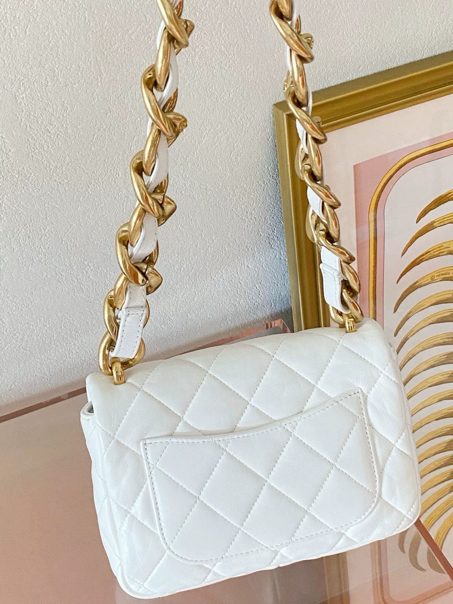 Chanel Pre-loved Bag Very good condition Size ONE SIZE - 5 Thumbnail