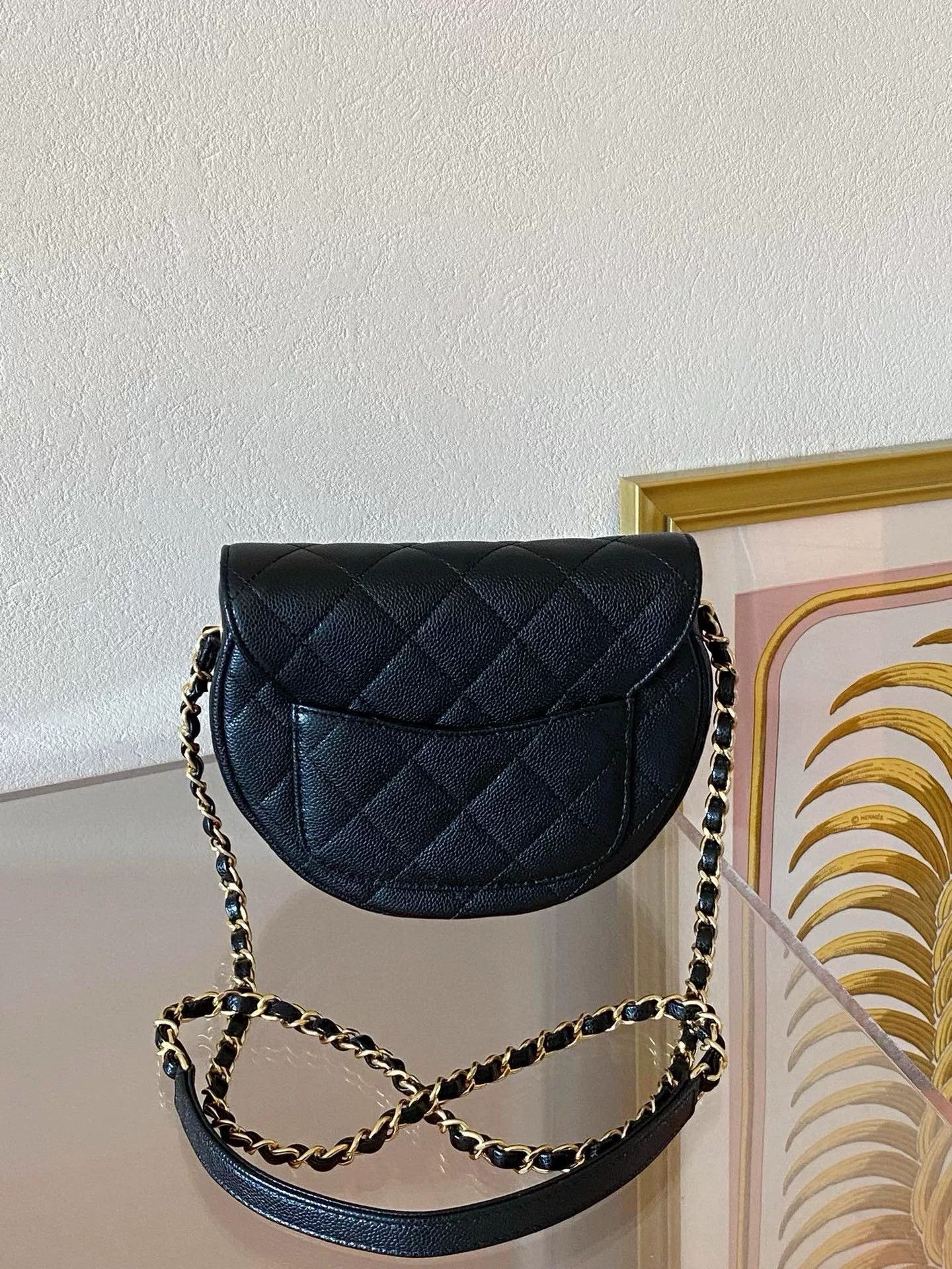 Chanel Pre-loved Bag Very good condition Size ONE SIZE - 2 Thumbnail