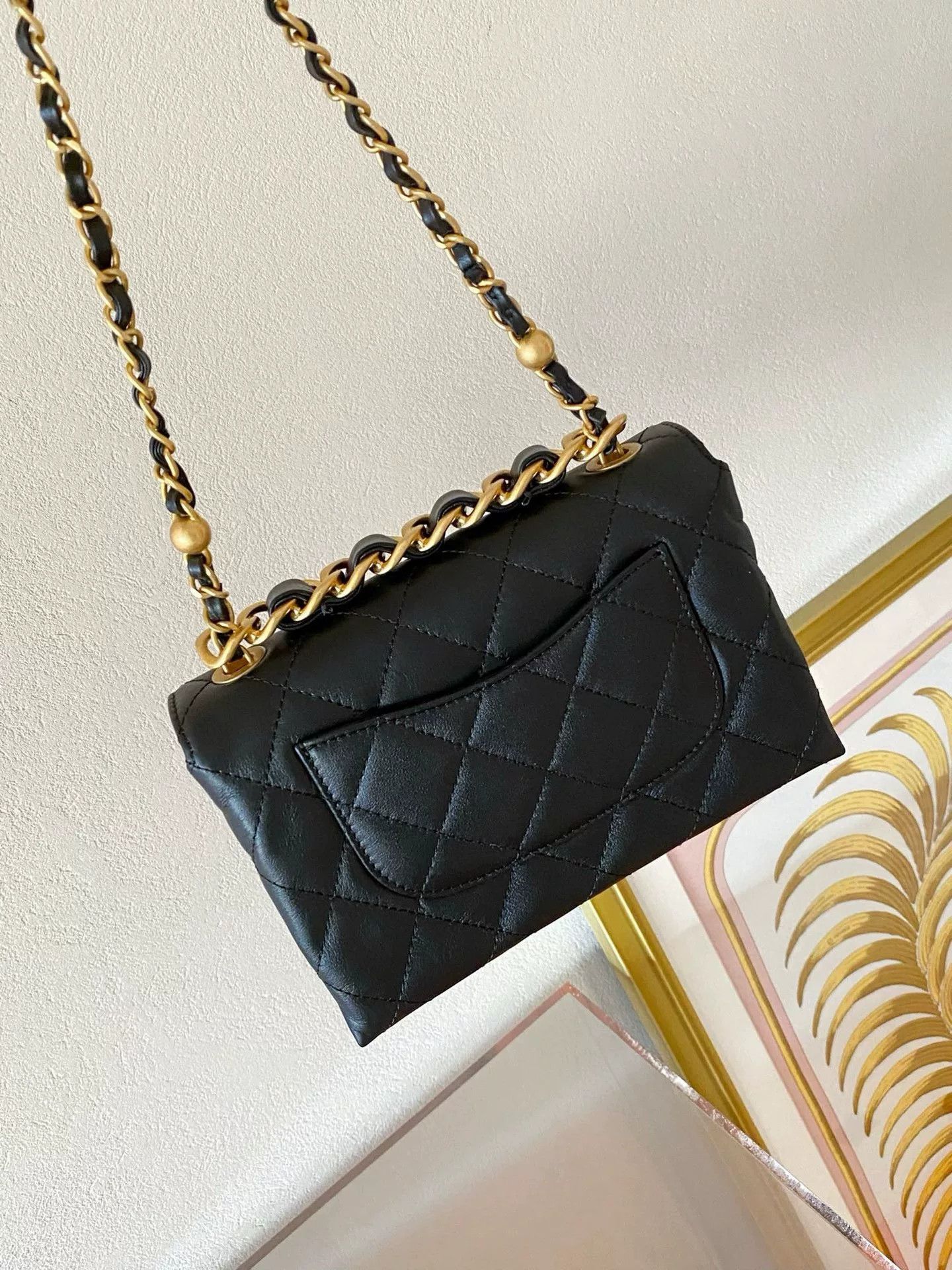 Chanel Pre-loved Bag Very good condition Size ONE SIZE - 4 Thumbnail