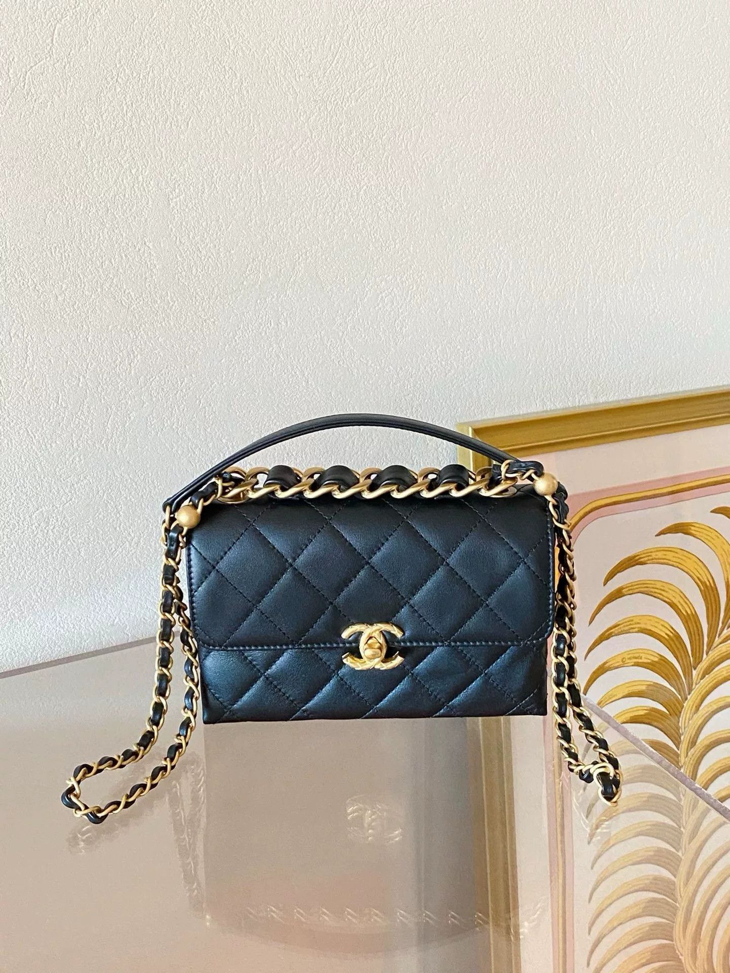 Chanel Pre-loved Bag Very good condition Size ONE SIZE - 2 Thumbnail