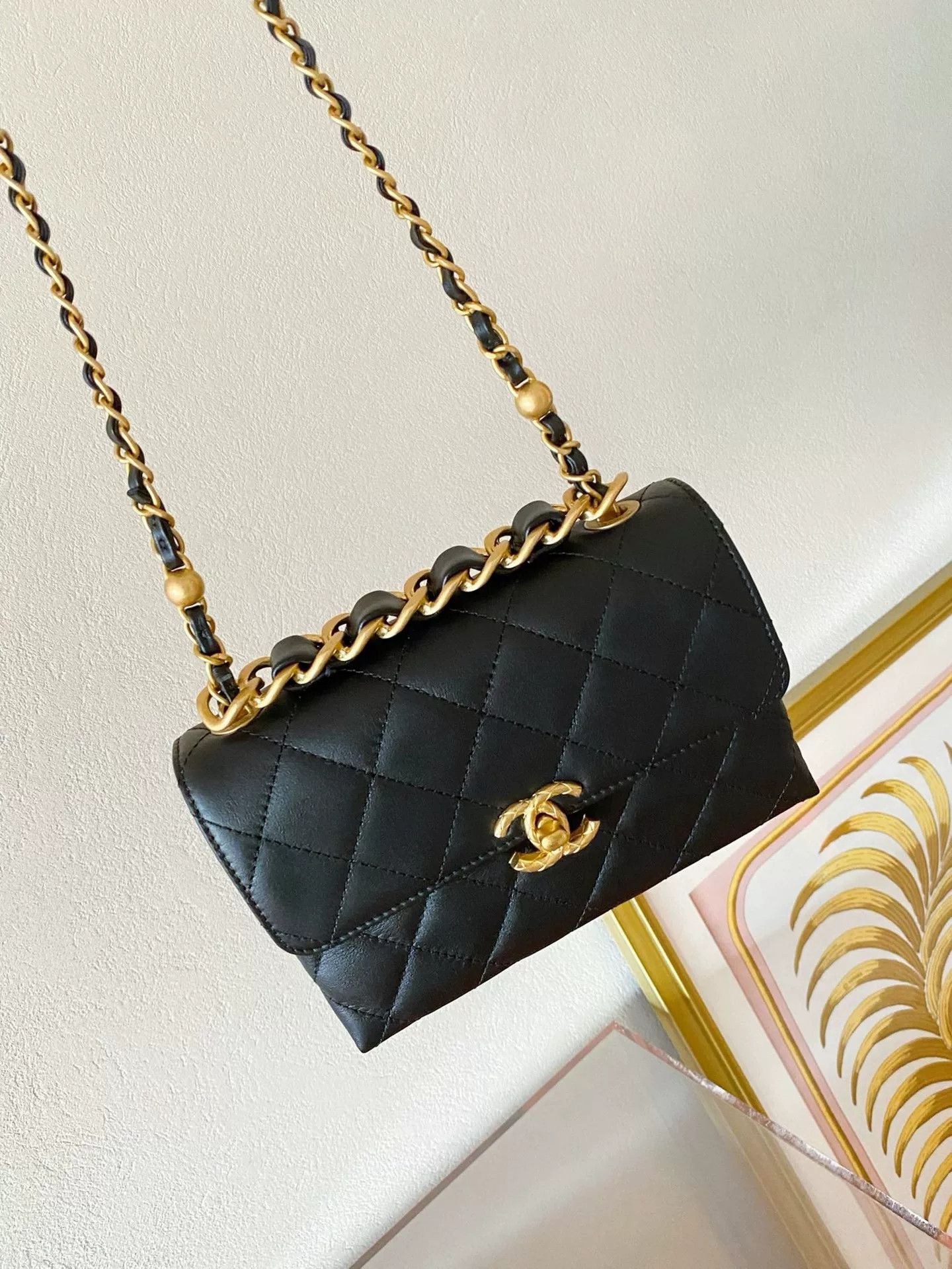 Chanel Pre-loved Bag Very good condition Size ONE SIZE - 3 Thumbnail