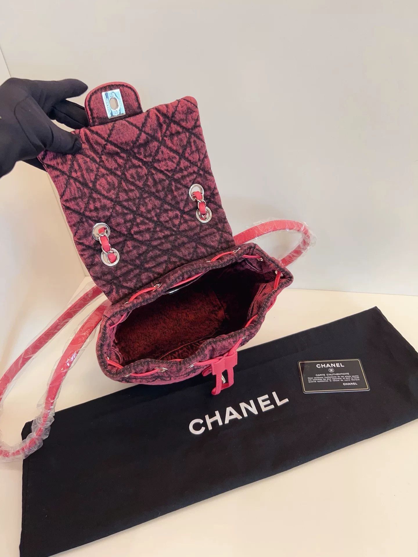 Chanel Pre-loved Bag Very good condition Size ONE SIZE - 8 Thumbnail
